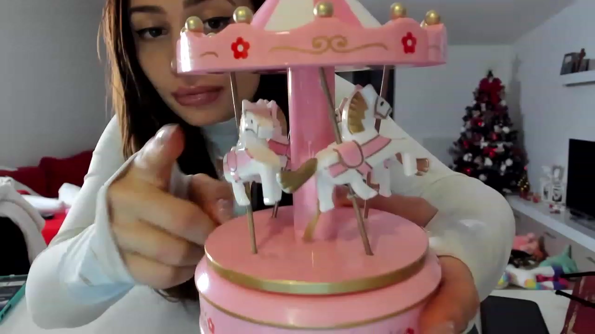 Gallery image thumbnail from Wennndyk's myfreecams stream on, 12/19/2022, 01:15 image 13 of 20