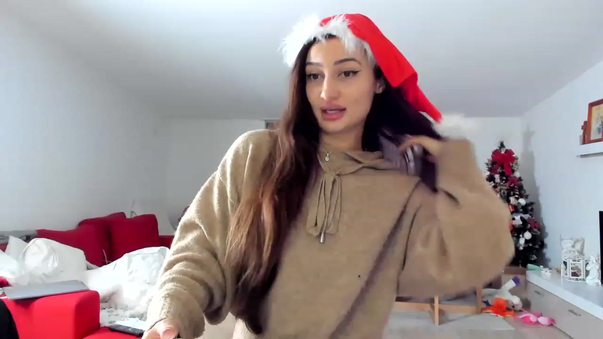 Gallery image thumbnail from Wennndyk's myfreecams stream on, 12/23/2022, 22:49 image 6 of 20