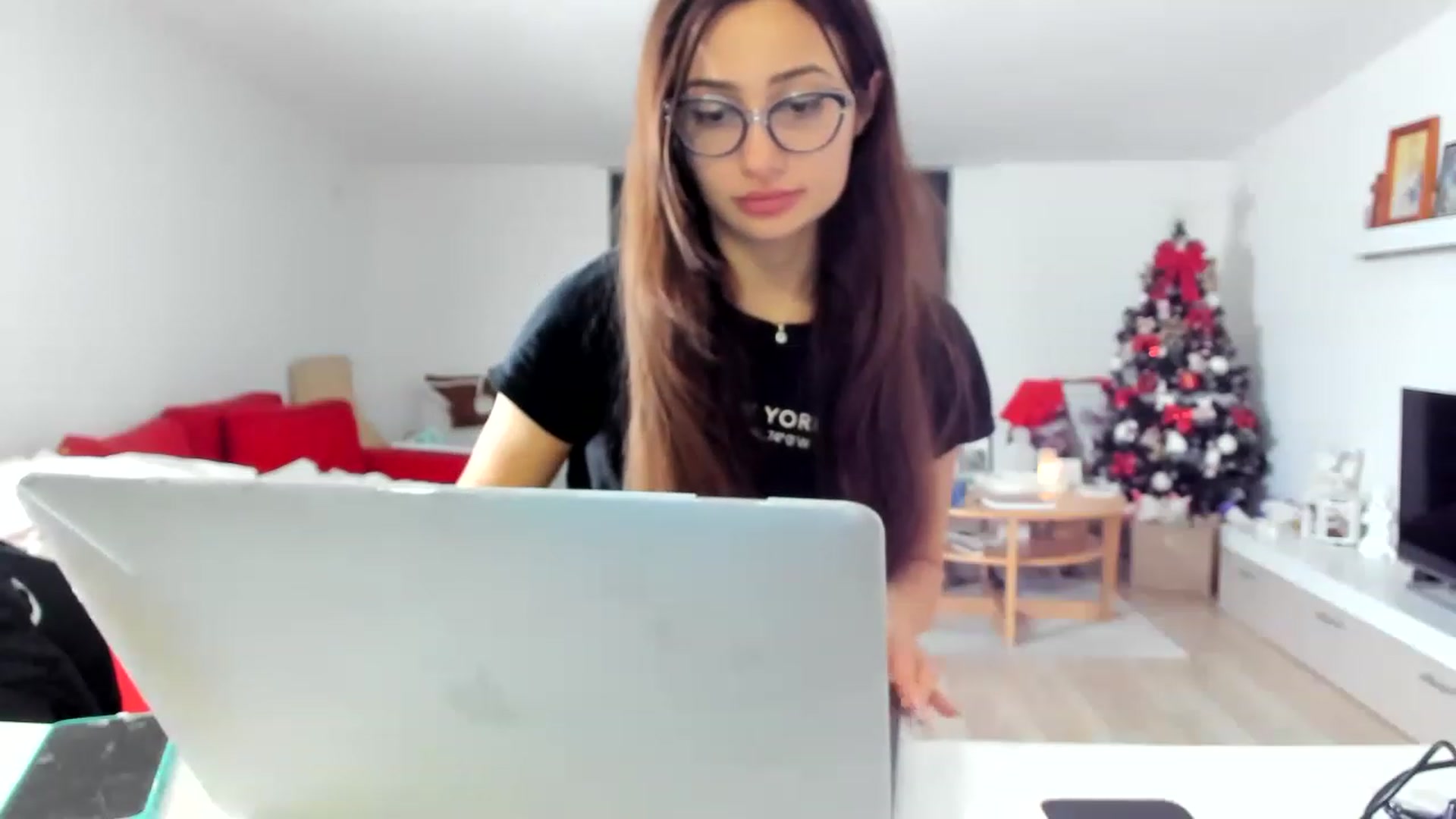 Gallery image thumbnail from Wennndyk's myfreecams stream on, 12/30/2022, 24:06 image 20 of 20