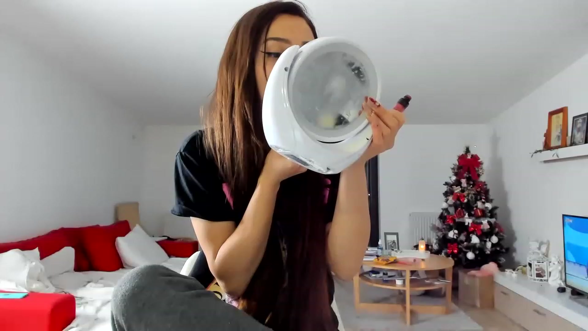 Gallery image thumbnail from Wennndyk's myfreecams stream on, 01/04/2023, 22:50 image 3 of 20