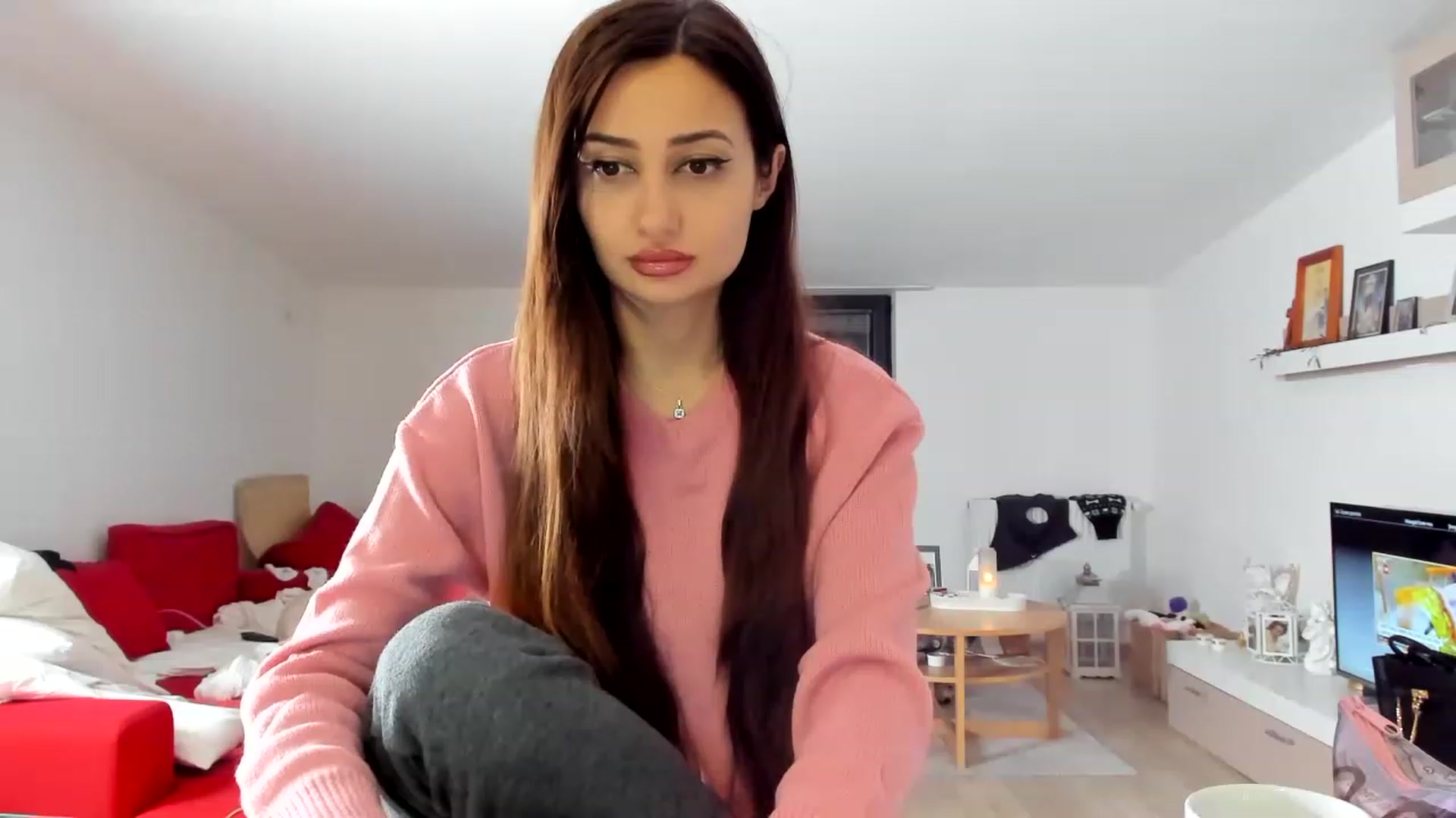 Gallery image thumbnail from Wennndyk's myfreecams stream on, 01/17/2023, 23:45 image 8 of 20