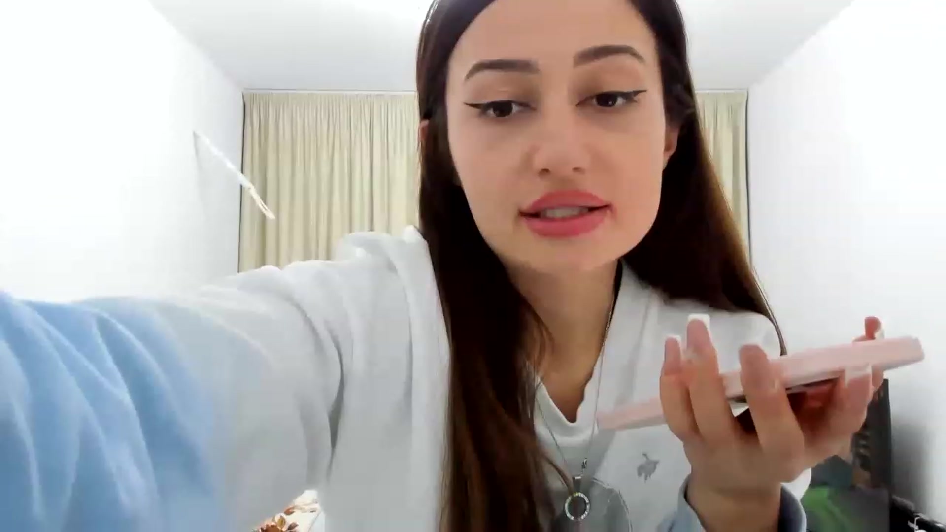 Gallery image thumbnail from Wennndyk's myfreecams stream on, 02/13/2023, 22:23 image 2 of 20