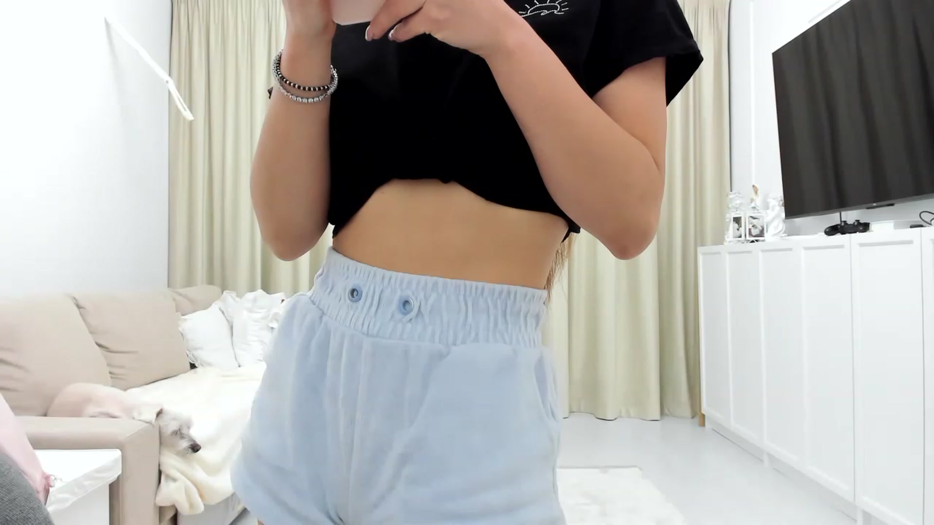 Gallery image thumbnail from Wennndyk's myfreecams stream on, 03/08/2023, 23:30 image 2 of 20