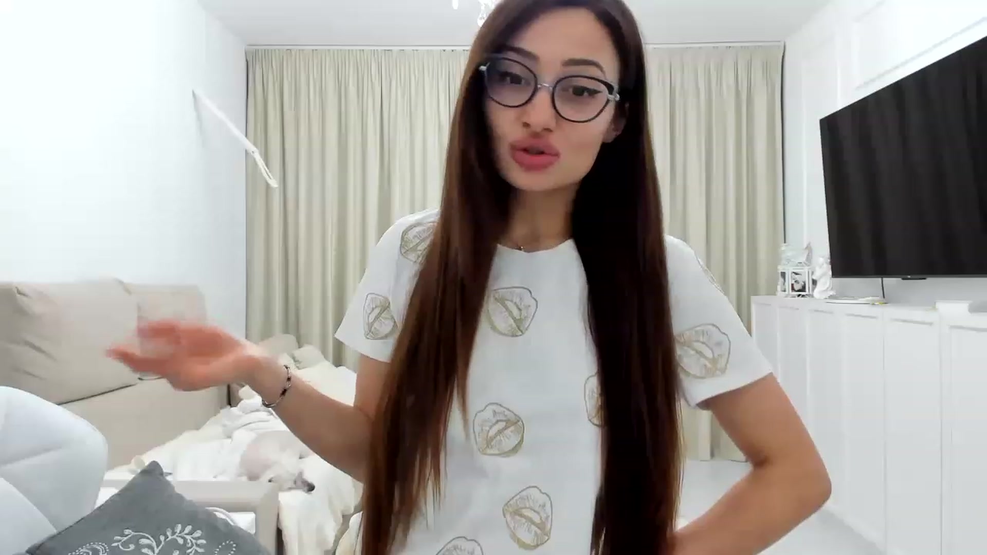 Gallery image thumbnail from Wennndyk's myfreecams stream on, 03/10/2023, 23:04 image 10 of 20