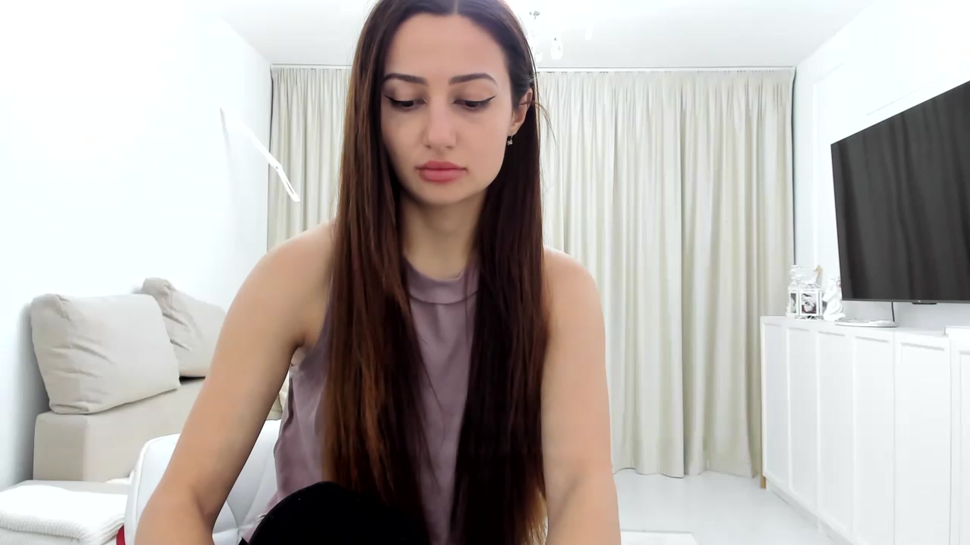 Gallery image thumbnail from Wennndyk's myfreecams stream on, 03/12/2023, 19:59 image 19 of 20