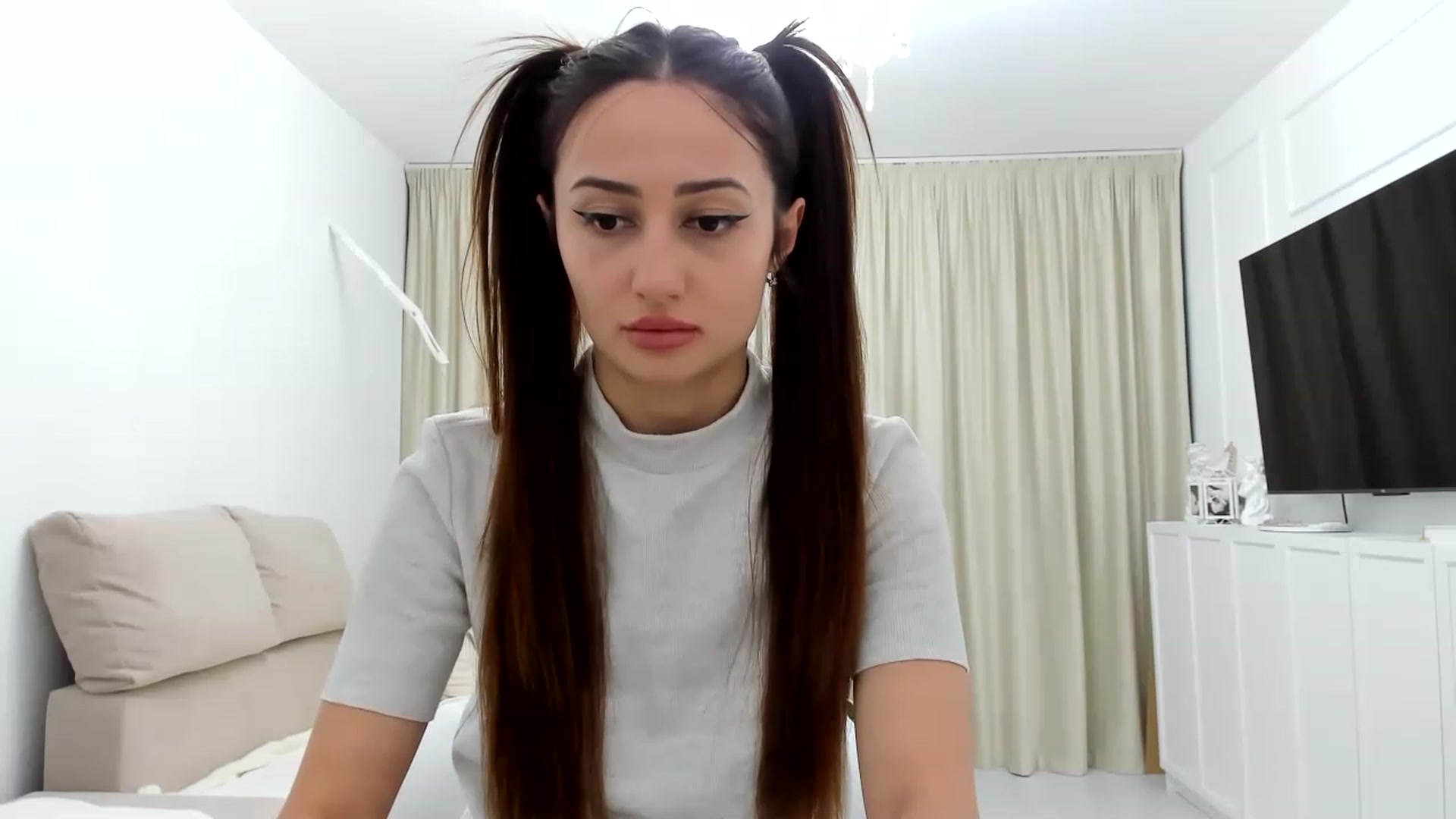 Gallery image thumbnail from Wennndyk's myfreecams stream on, 03/13/2023, 21:44 image 6 of 20