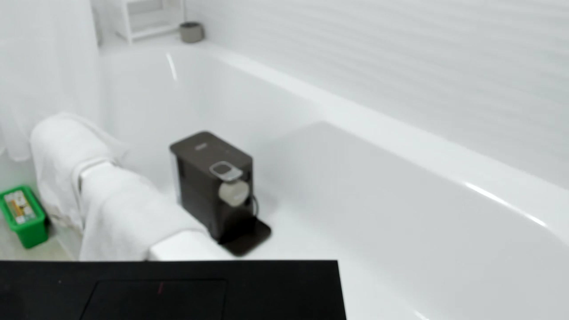 Gallery image thumbnail from Wennndyk's myfreecams stream on, 03/14/2023, 23:23 image 4 of 20