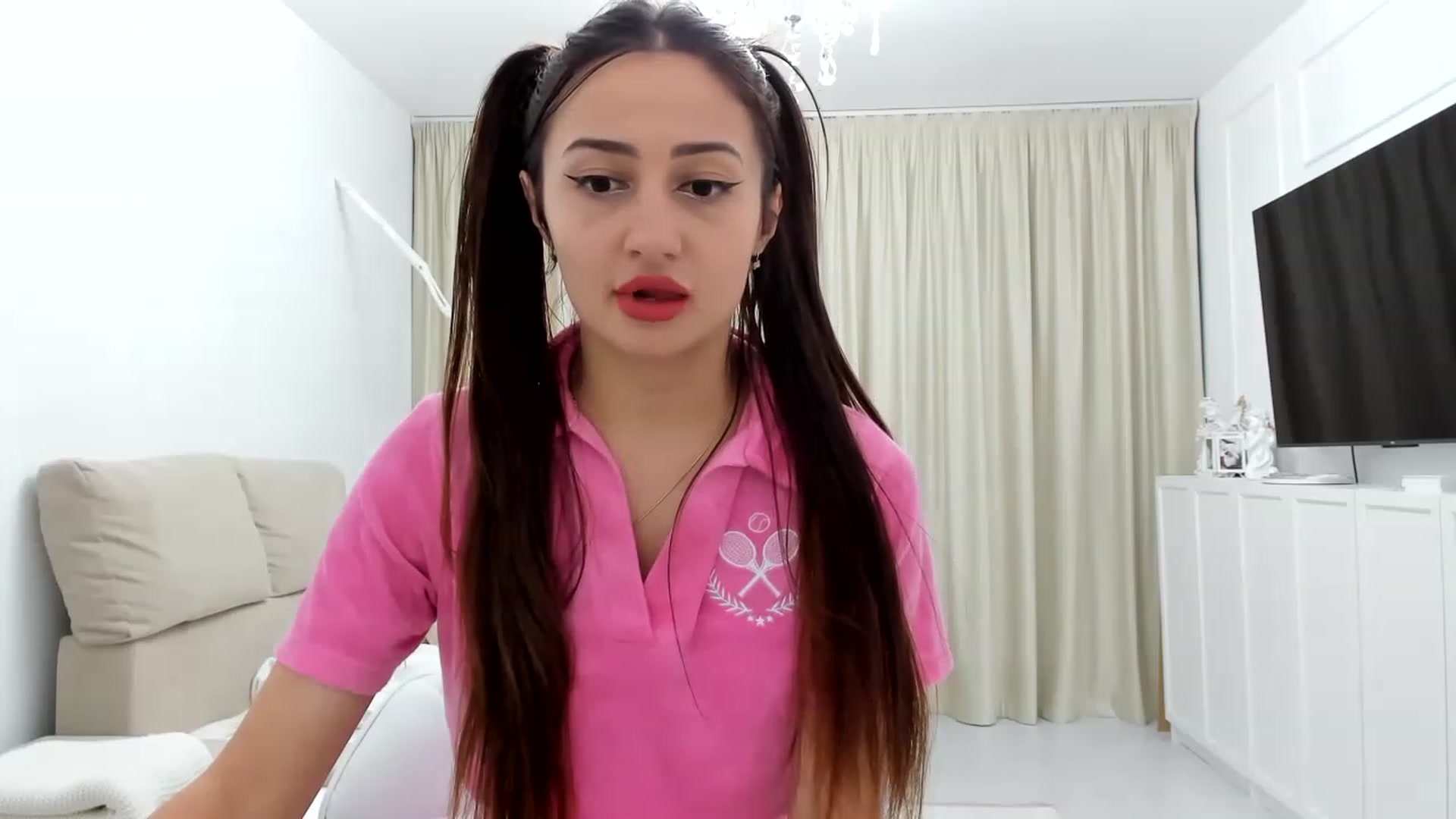 Gallery image thumbnail from Wennndyk's myfreecams stream on, 03/14/2023, 23:23 image 7 of 20
