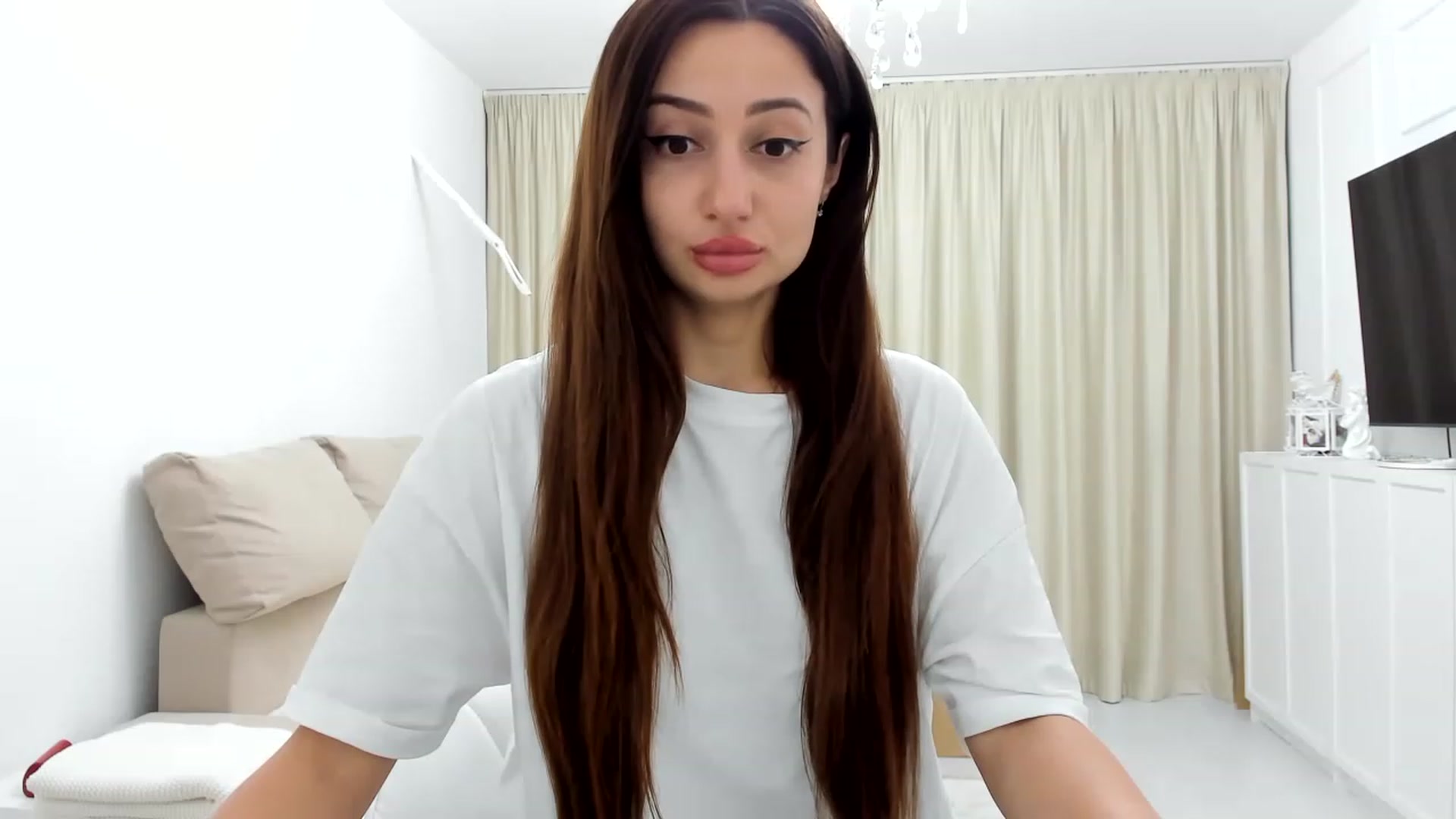 Gallery image thumbnail from Wennndyk's myfreecams stream on, 03/18/2023, 24:20 image 11 of 20