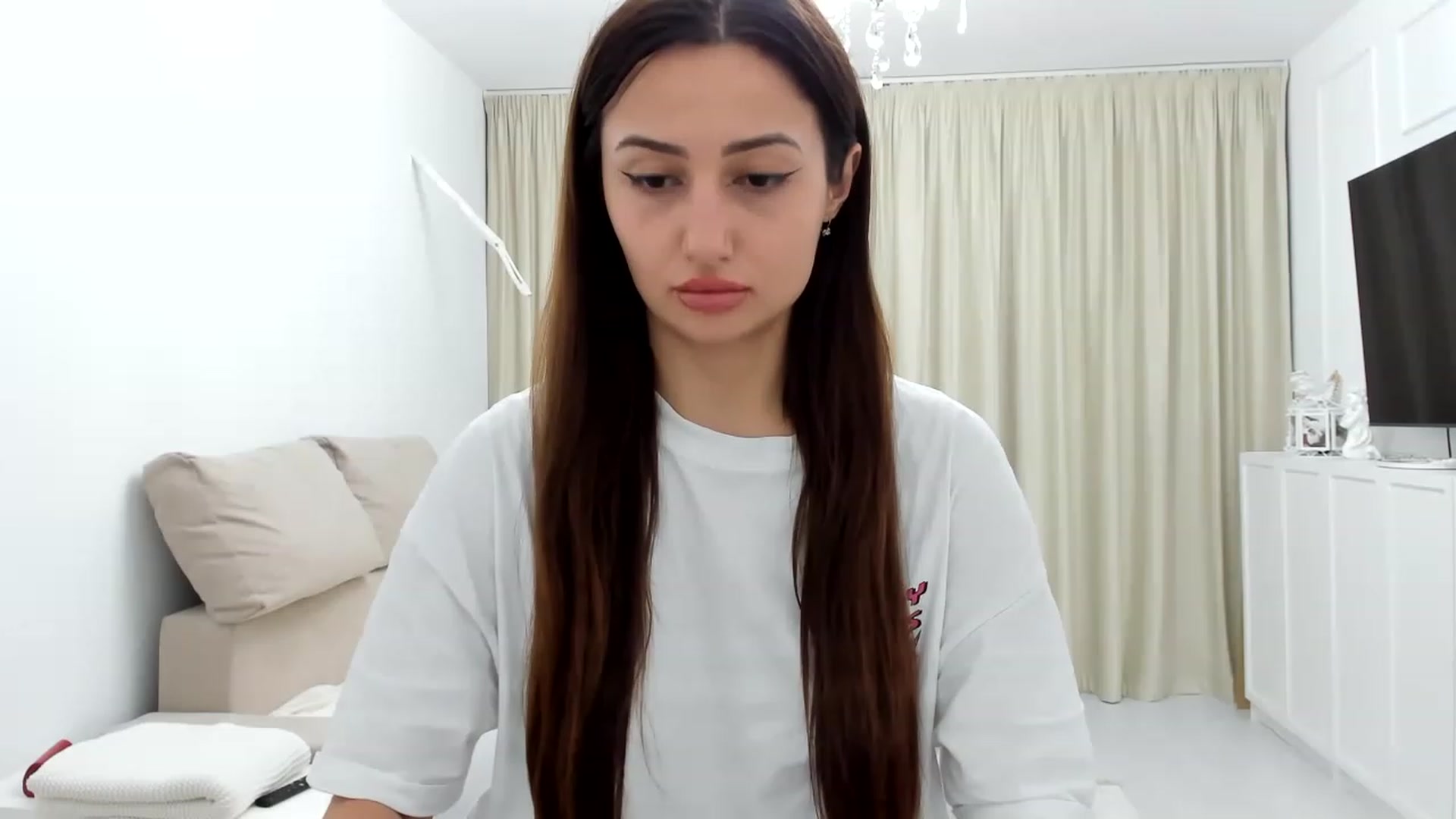 Gallery image thumbnail from Wennndyk's myfreecams stream on, 03/18/2023, 24:20 image 8 of 20