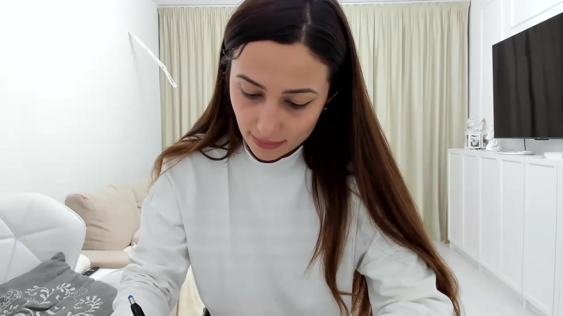 Gallery image thumbnail from Wennndyk's myfreecams stream on, 03/19/2023, 19:02 image 14 of 20