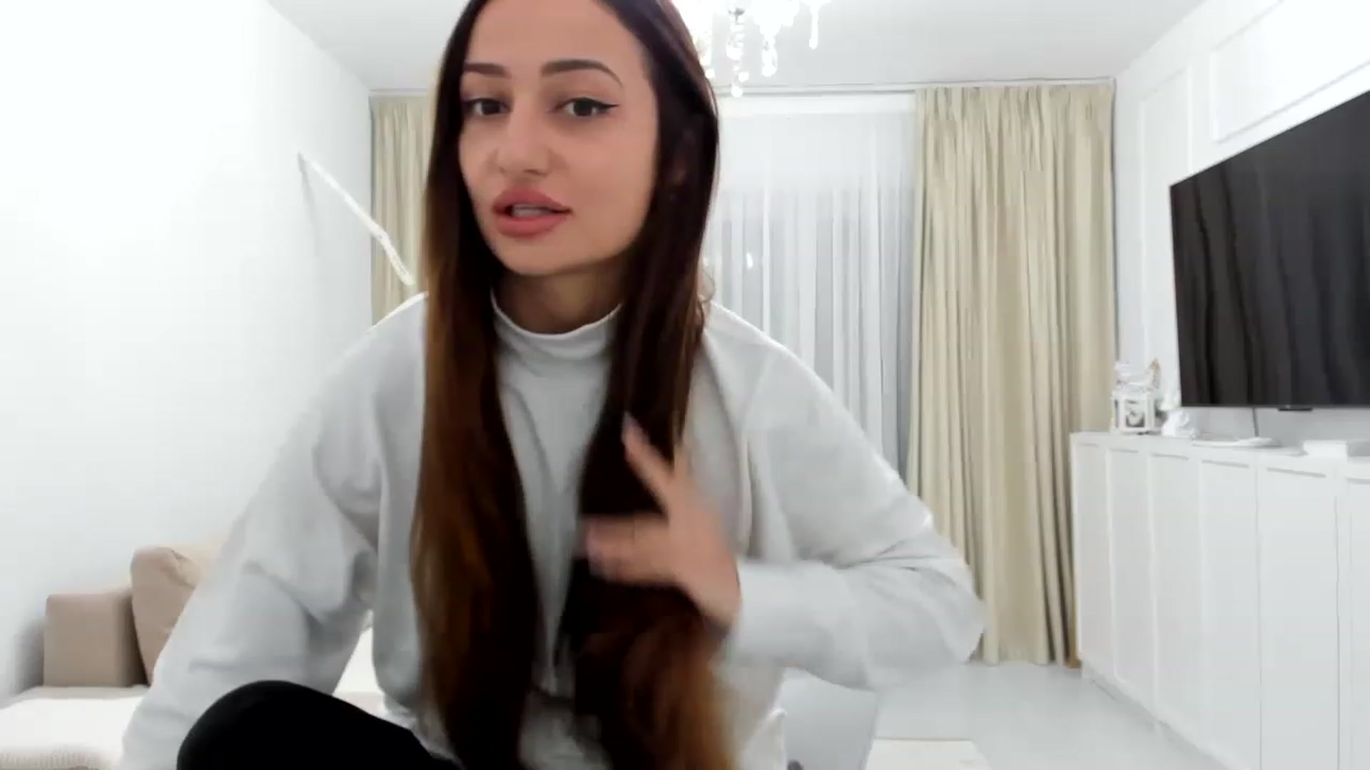 Gallery image thumbnail from Wennndyk's myfreecams stream on, 03/19/2023, 19:02 image 5 of 20