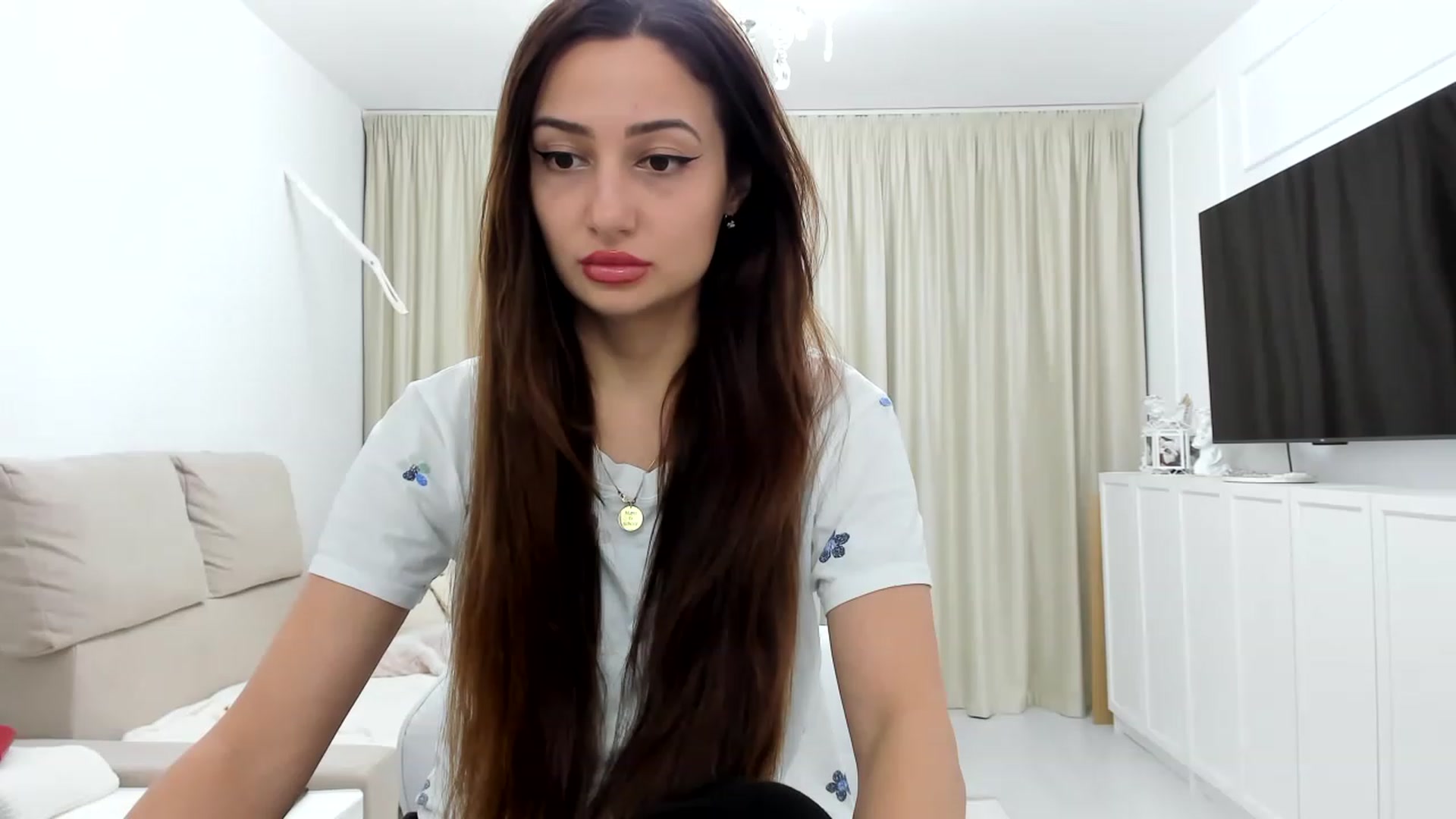 Gallery image thumbnail from Wennndyk's myfreecams stream on, 03/22/2023, 21:25 image 4 of 20