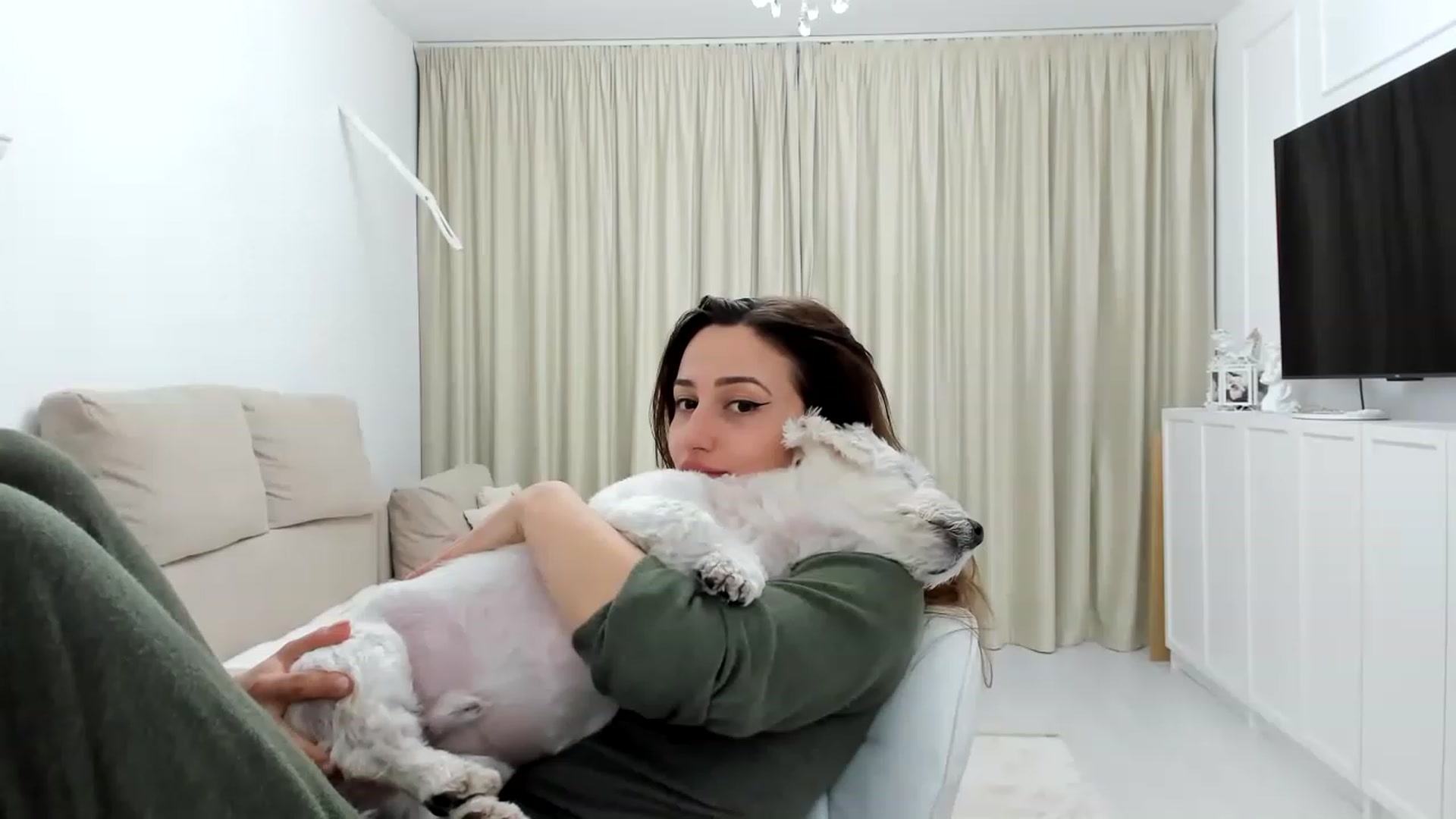 Gallery image thumbnail from Wennndyk's myfreecams stream on, 03/25/2023, 23:42 image 2 of 20