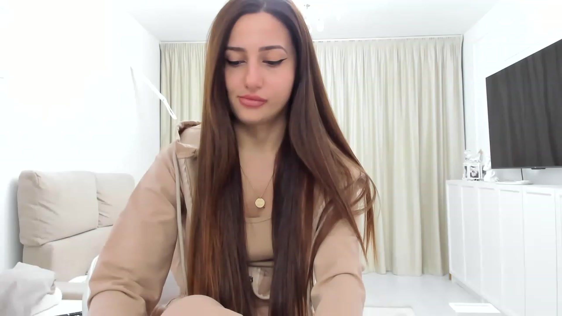 Gallery image thumbnail from Wennndyk's myfreecams stream on, 03/29/2023, 23:01 image 5 of 20