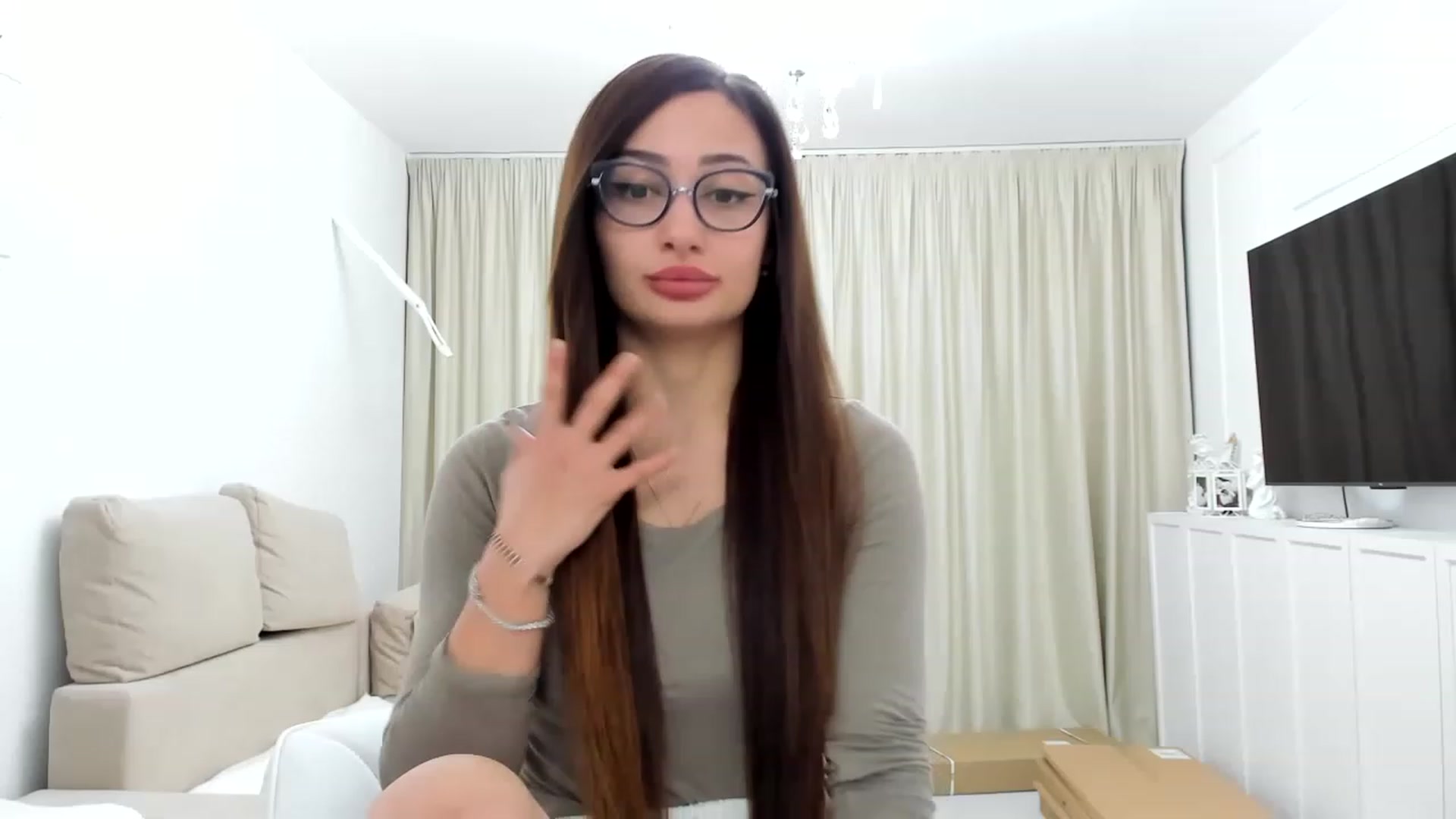 Gallery image thumbnail from Wennndyk's myfreecams stream on, 04/01/2023, 22:53 image 4 of 20