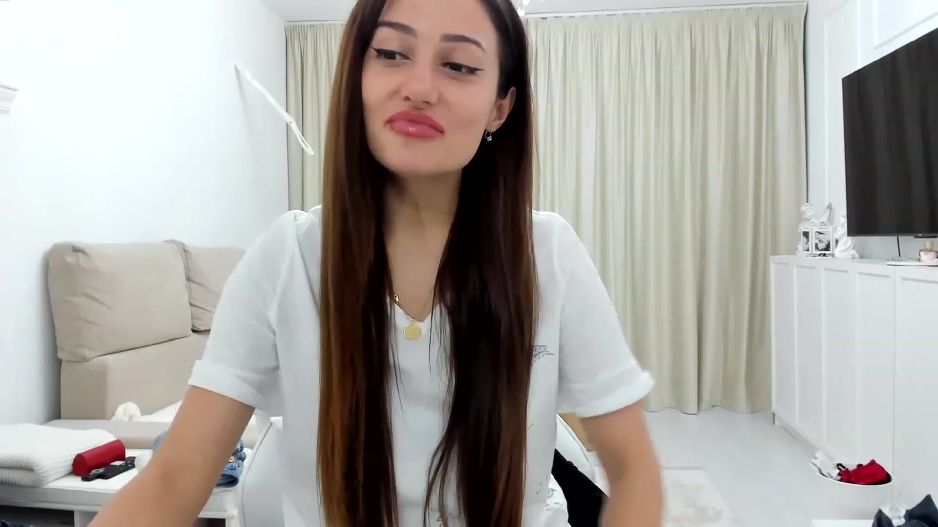 Gallery image thumbnail from Wennndyk's myfreecams stream on, 04/07/2023, 21:26 image 18 of 20
