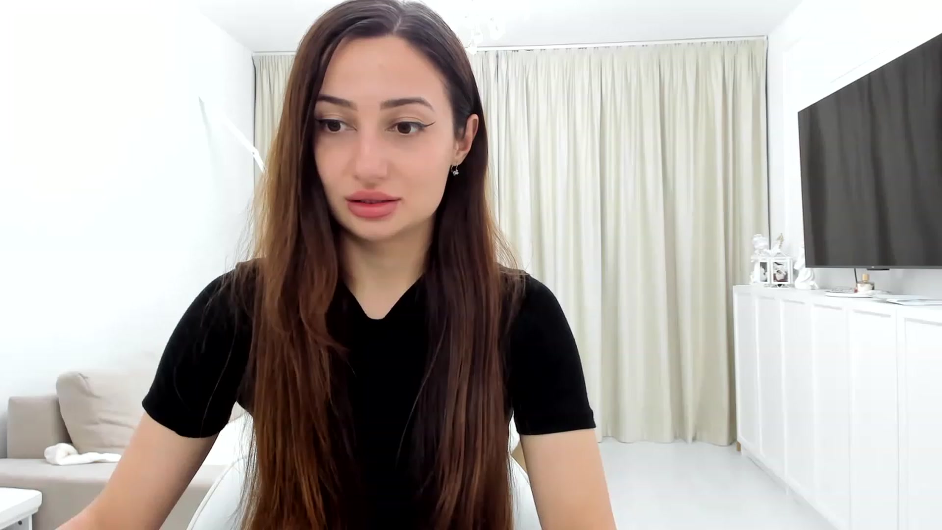 Gallery image thumbnail from Wennndyk's myfreecams stream on, 04/19/2023, 23:46 image 19 of 20
