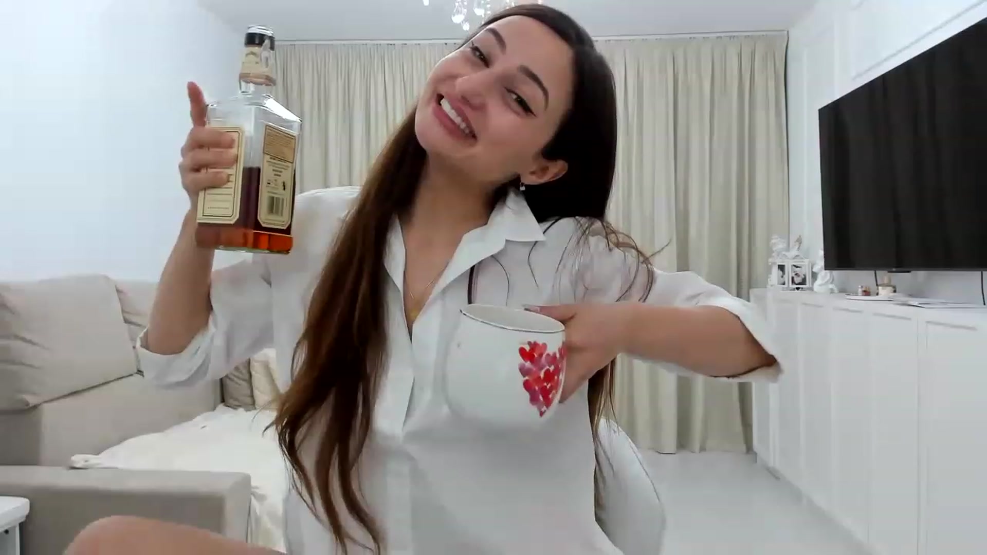 Gallery image thumbnail from Wennndyk's myfreecams stream on, 04/21/2023, 21:20 image 16 of 20