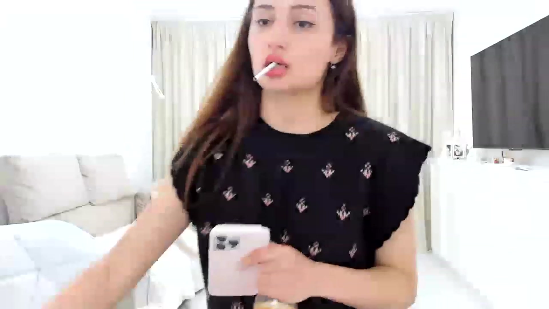 Gallery image thumbnail from Wennndyk's myfreecams stream on, 04/22/2023, 24:51 image 17 of 20