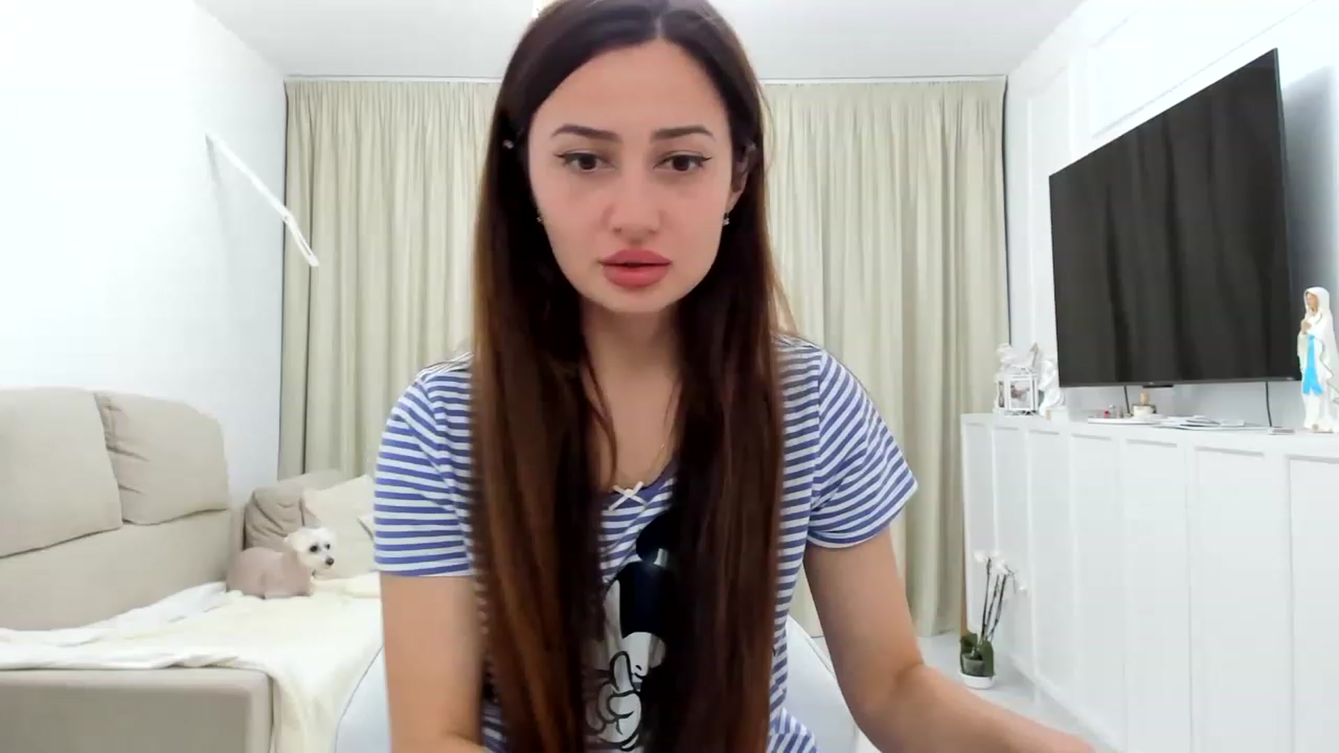 Gallery image thumbnail from Wennndyk's myfreecams stream on, 05/01/2023, 20:49 image 14 of 20