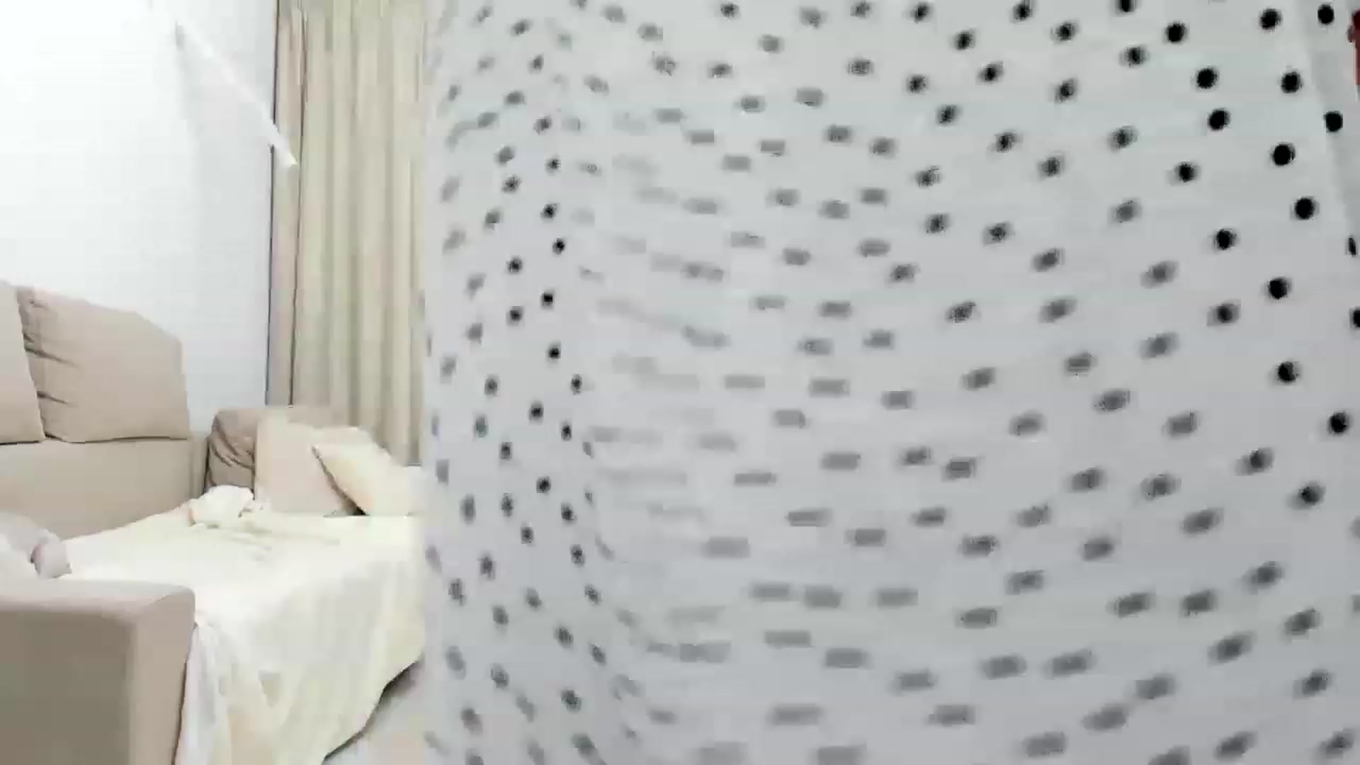 Gallery image thumbnail from Wennndyk's myfreecams stream on, 05/03/2023, 20:34 image 6 of 20