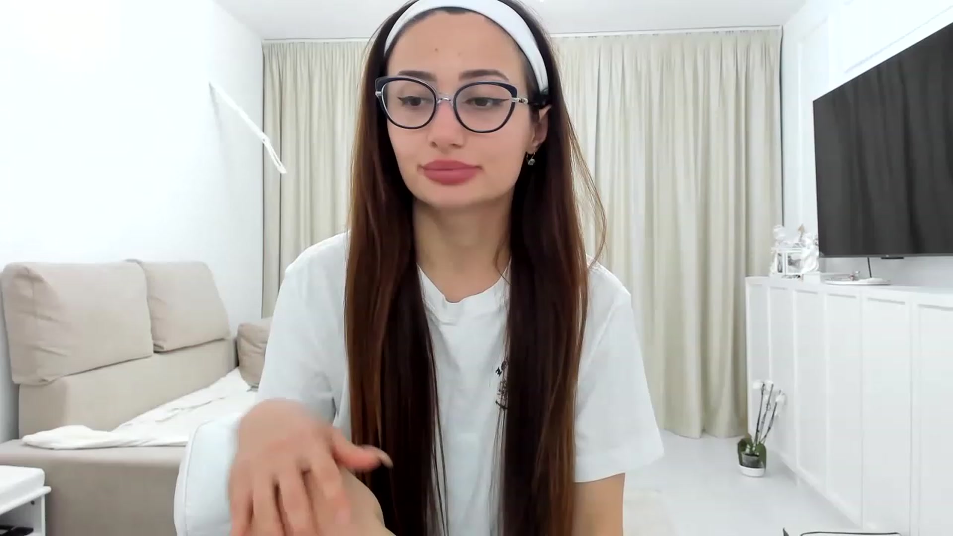 Gallery image thumbnail from Wennndyk's myfreecams stream on, 05/13/2023, 24:09 image 5 of 20