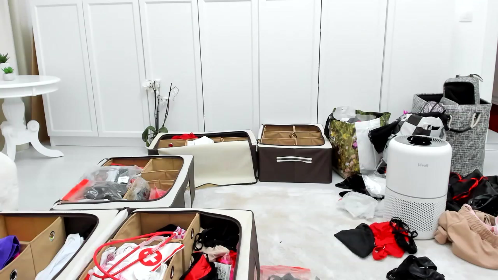 Gallery image thumbnail from Wennndyk's myfreecams stream on, 05/14/2023, 13:08 image 8 of 20