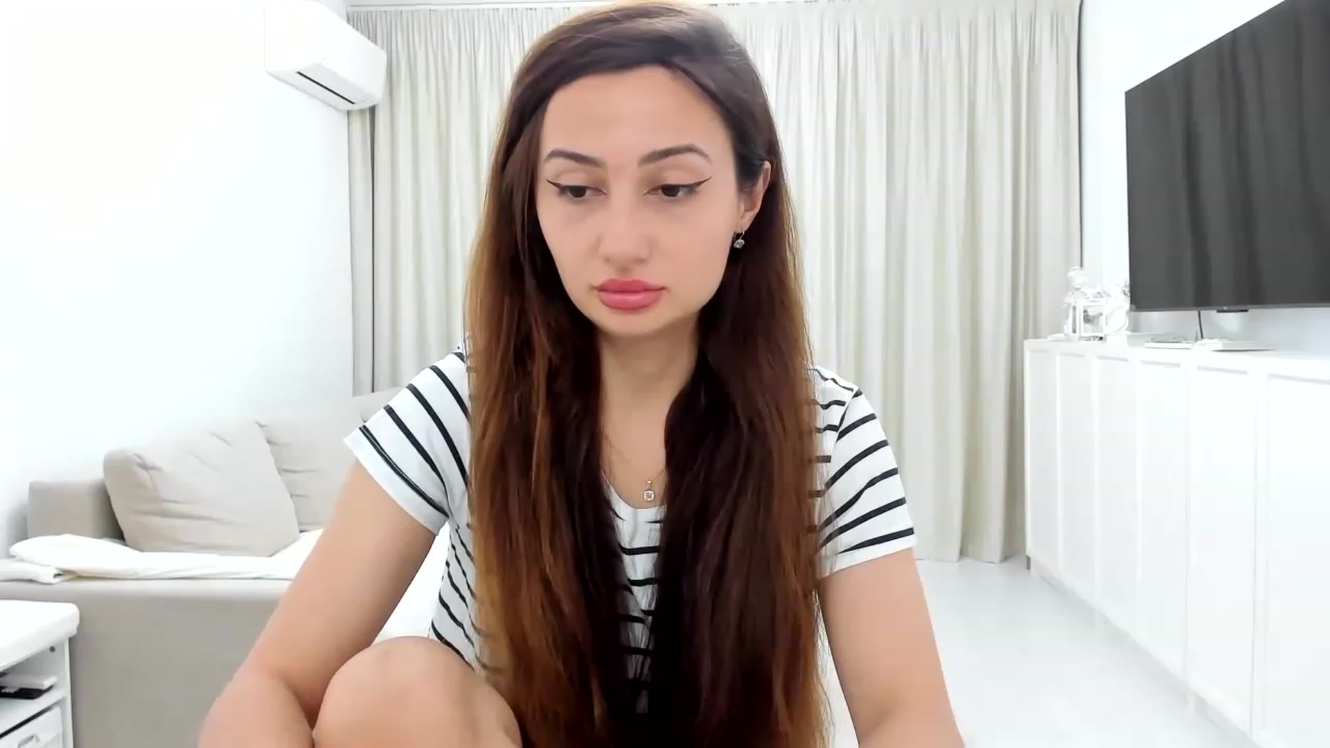 Gallery image thumbnail from Wennndyk's myfreecams stream on, 05/25/2023, 22:43 image 18 of 20