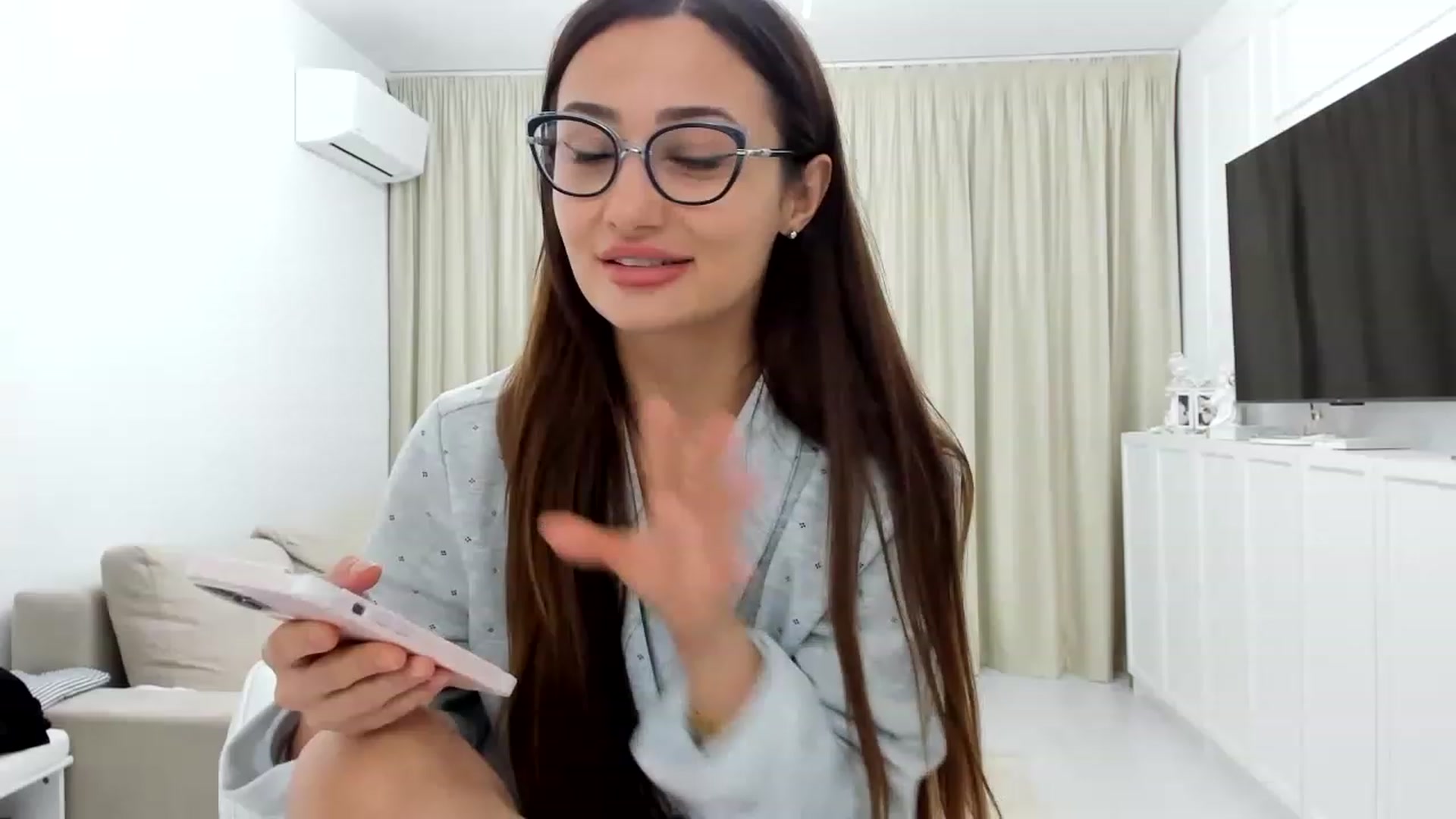 Gallery image thumbnail from Wennndyk's myfreecams stream on, 06/05/2023, 23:47 image 1 of 20