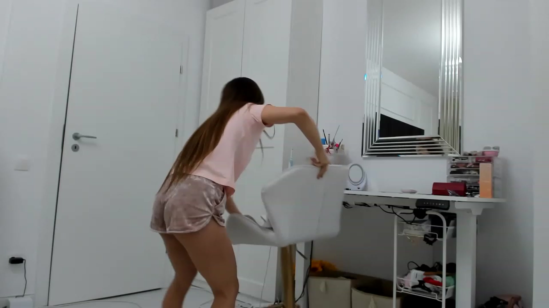 Gallery image thumbnail from Wennndyk's myfreecams stream on, 06/09/2023, 22:49 image 13 of 20
