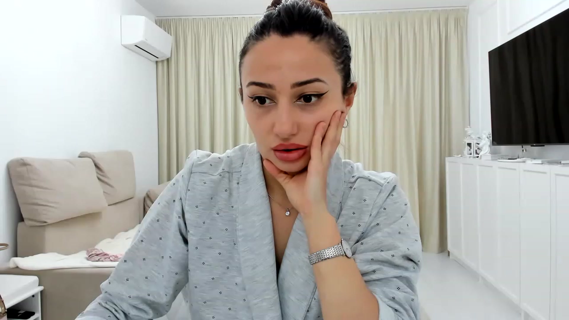 Gallery image thumbnail from Wennndyk's myfreecams stream on, 06/10/2023, 10:22 image 12 of 20