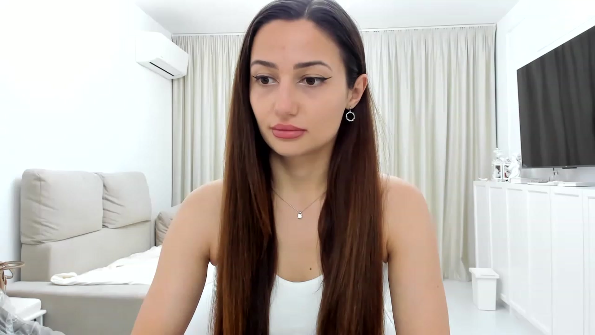 Gallery image thumbnail from Wennndyk's myfreecams stream on, 06/11/2023, 21:42 image 18 of 20