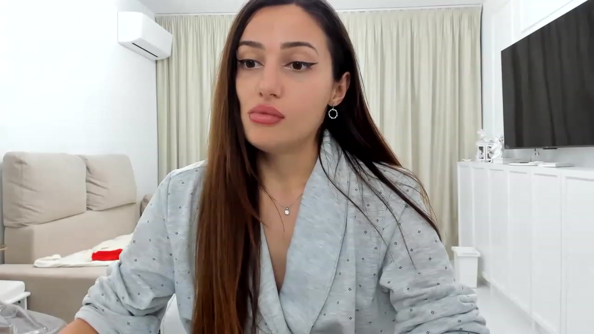 Gallery image thumbnail from Wennndyk's myfreecams stream on, 06/12/2023, 24:20 image 19 of 20