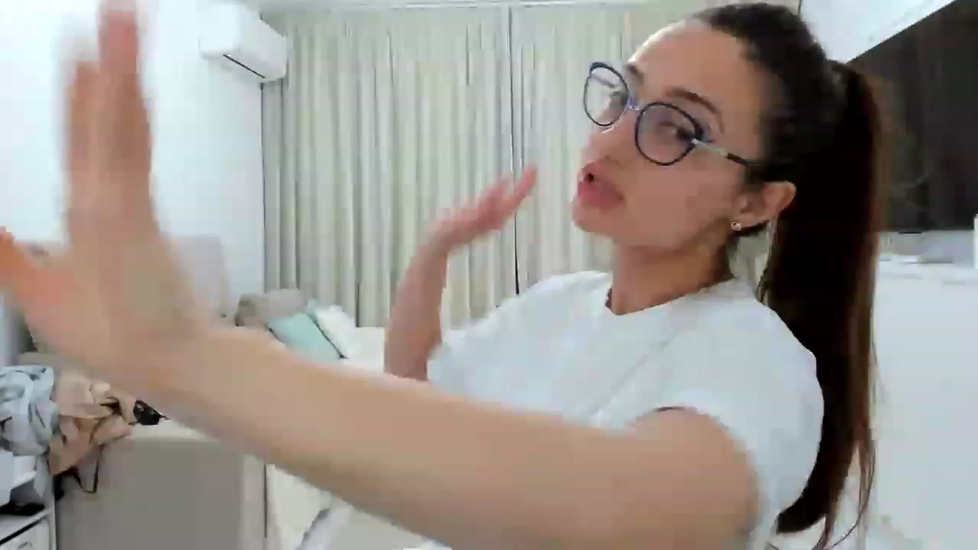 Gallery image thumbnail from Wennndyk's myfreecams stream on, 06/12/2023, 22:31 image 17 of 20