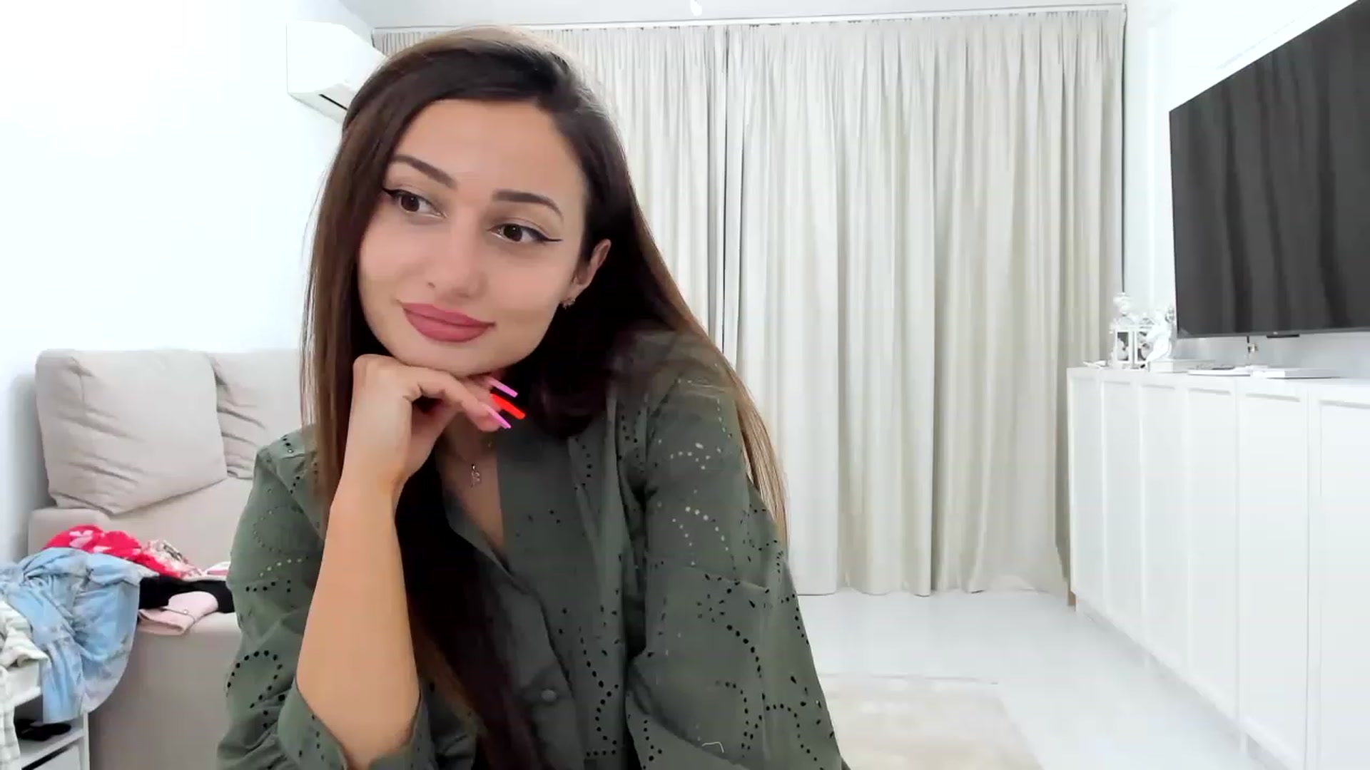 Gallery image thumbnail from Wennndyk's myfreecams stream on, 06/18/2023, 23:00 image 6 of 20