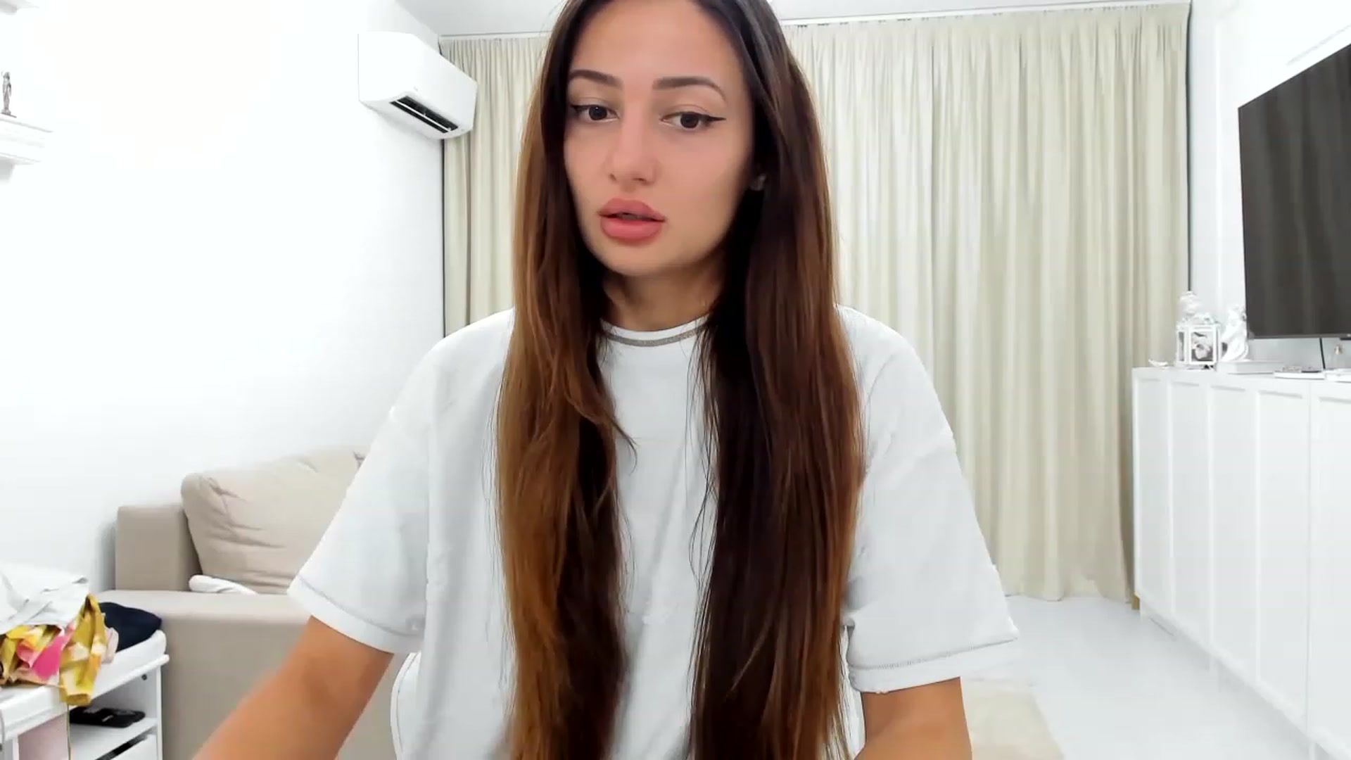 Gallery image thumbnail from Wennndyk's myfreecams stream on, 06/27/2023, 23:25 image 13 of 20