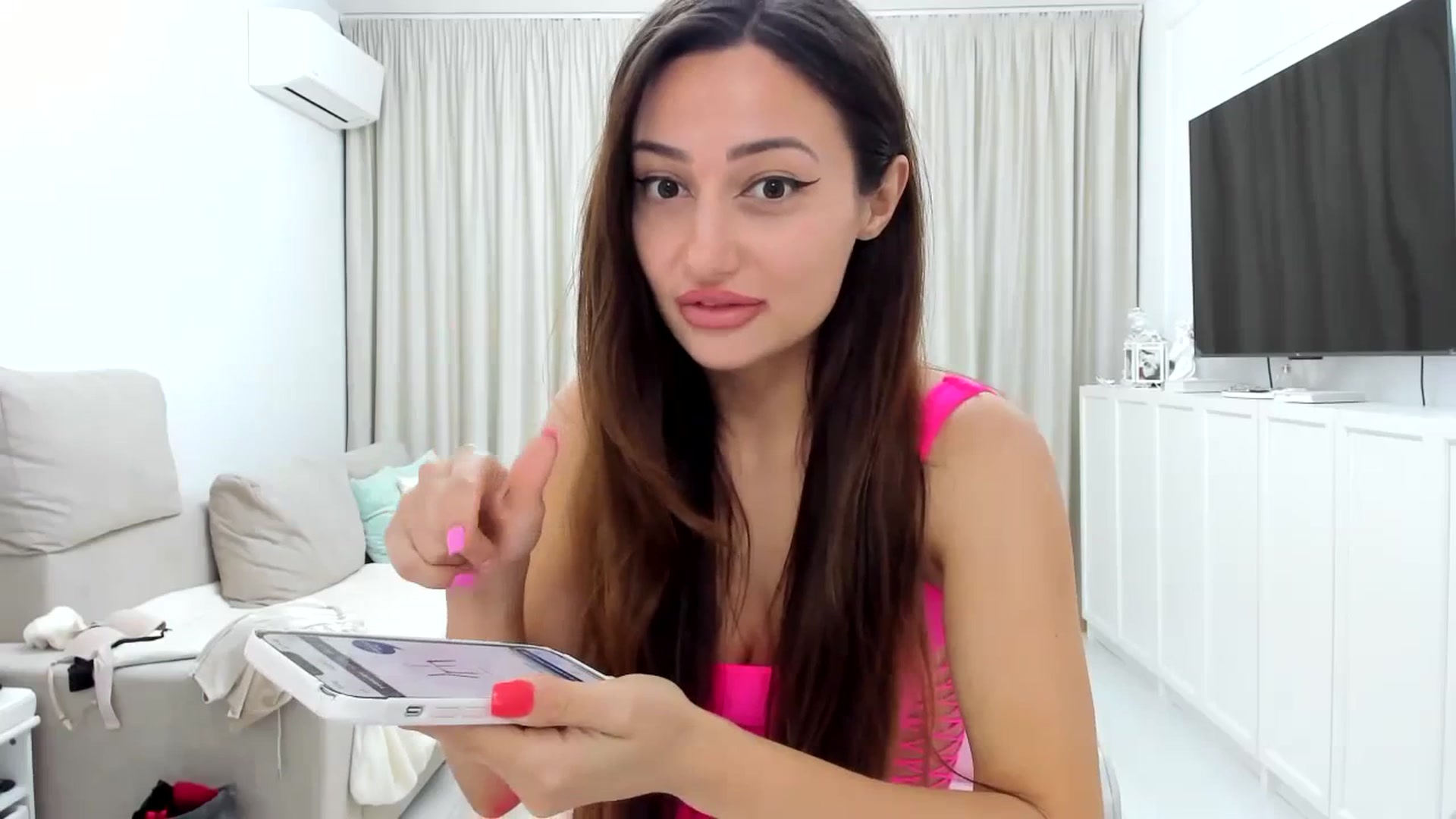 Gallery image thumbnail from Wennndyk's myfreecams stream on, 06/28/2023, 23:50 image 7 of 20