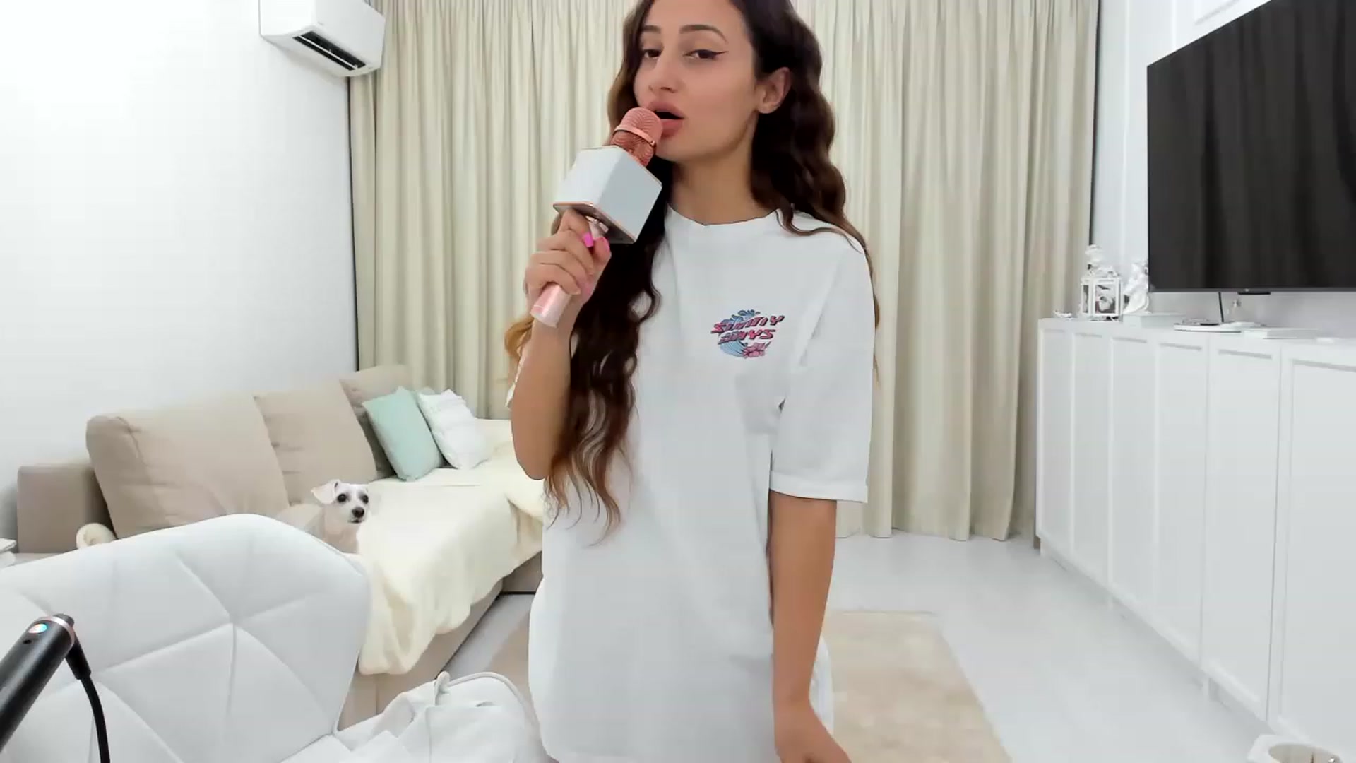 Gallery image thumbnail from Wennndyk's myfreecams stream on, 06/30/2023, 21:43 image 19 of 20