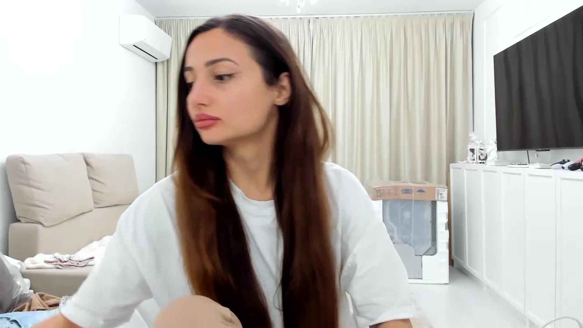 Gallery image thumbnail from Wennndyk's myfreecams stream on, 07/06/2023, 22:46 image 2 of 20