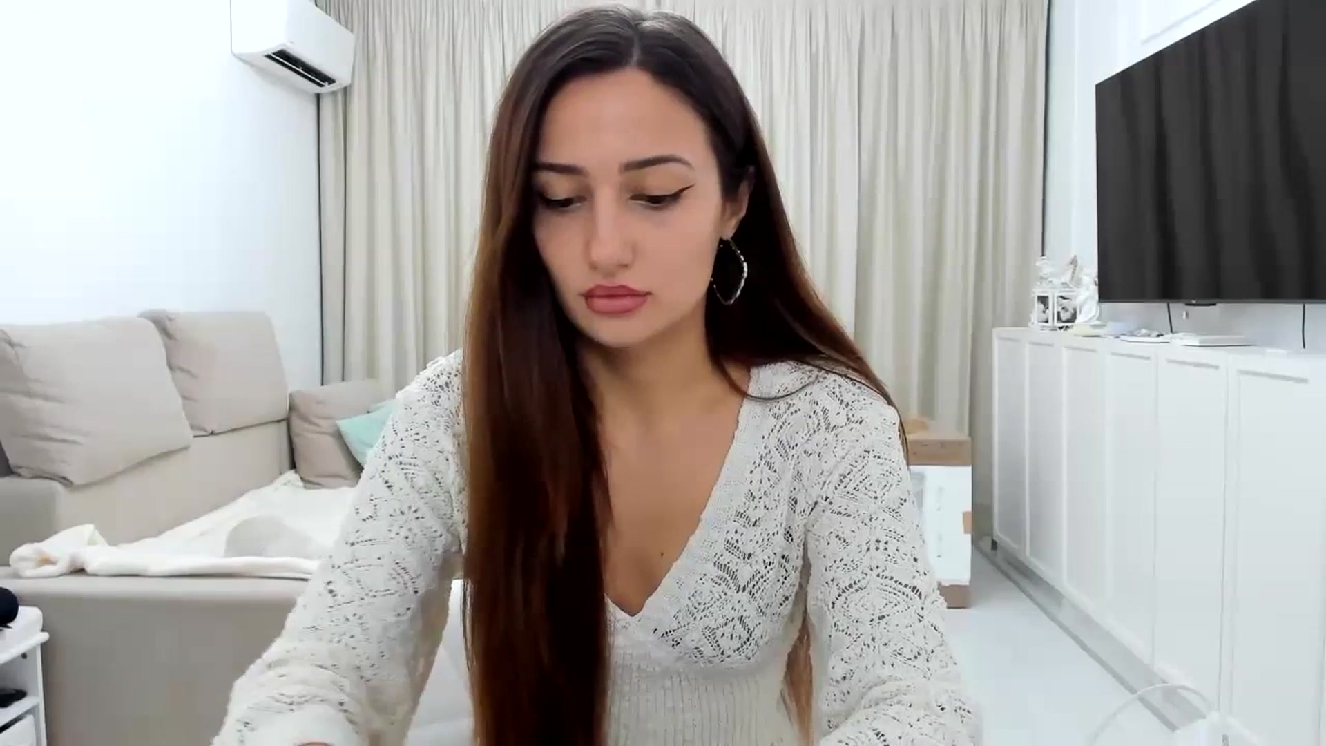 Gallery image thumbnail from Wennndyk's myfreecams stream on, 07/10/2023, 22:00 image 2 of 20