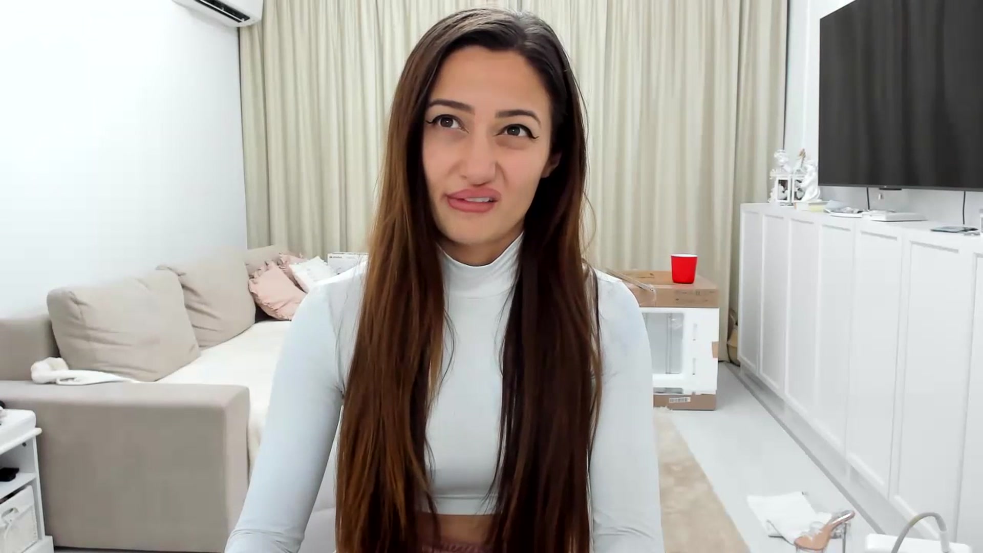 Gallery image thumbnail from Wennndyk's myfreecams stream on, 07/18/2023, 22:55 image 6 of 20