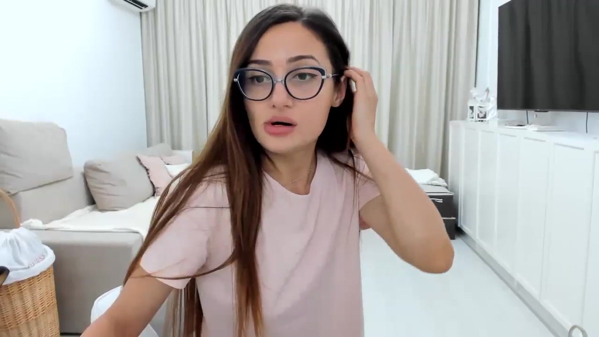 Gallery image thumbnail from Wennndyk's myfreecams stream on, 07/29/2023, 22:36 image 17 of 20