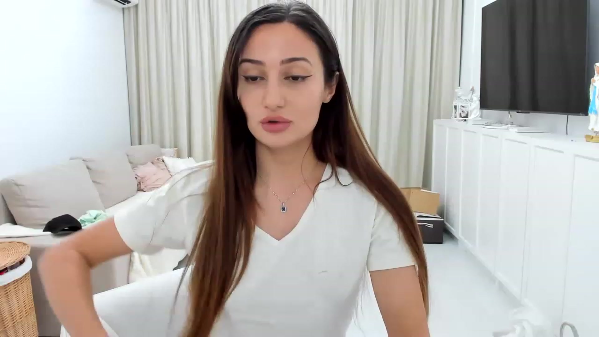Gallery image thumbnail from Wennndyk's myfreecams stream on, 08/03/2023, 01:16 image 11 of 20