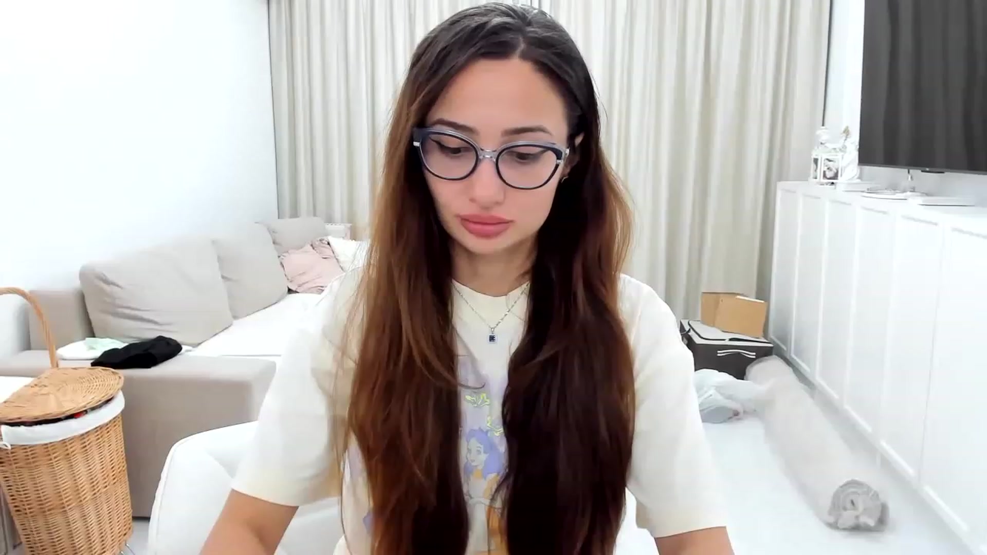 Gallery image thumbnail from Wennndyk's myfreecams stream on, 08/04/2023, 24:04 image 3 of 20