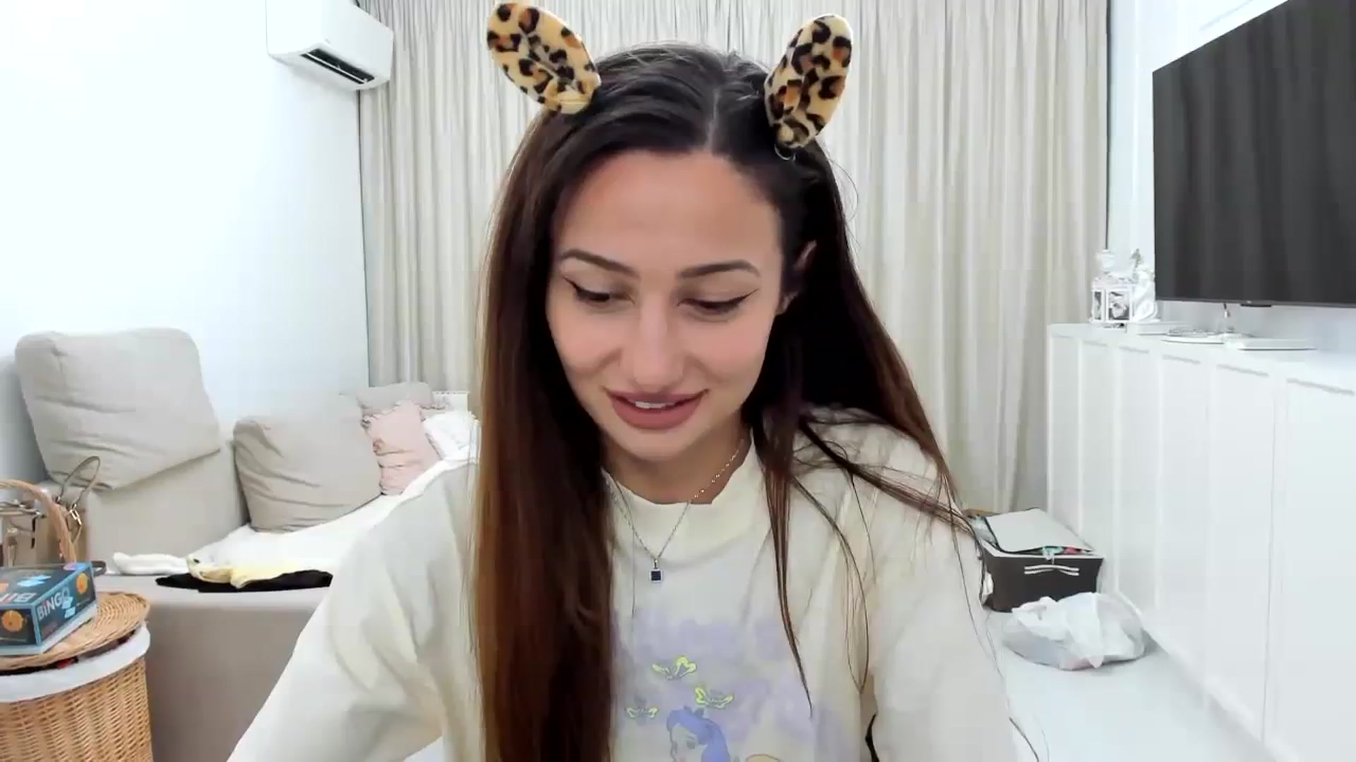 Gallery image thumbnail from Wennndyk's myfreecams stream on, 08/04/2023, 21:41 image 12 of 20