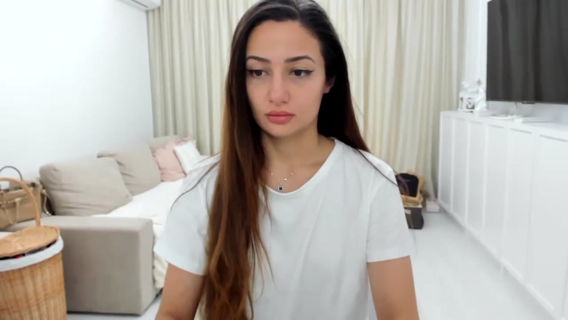 Gallery image thumbnail from Wennndyk's myfreecams stream on, 08/06/2023, 09:24 image 15 of 20