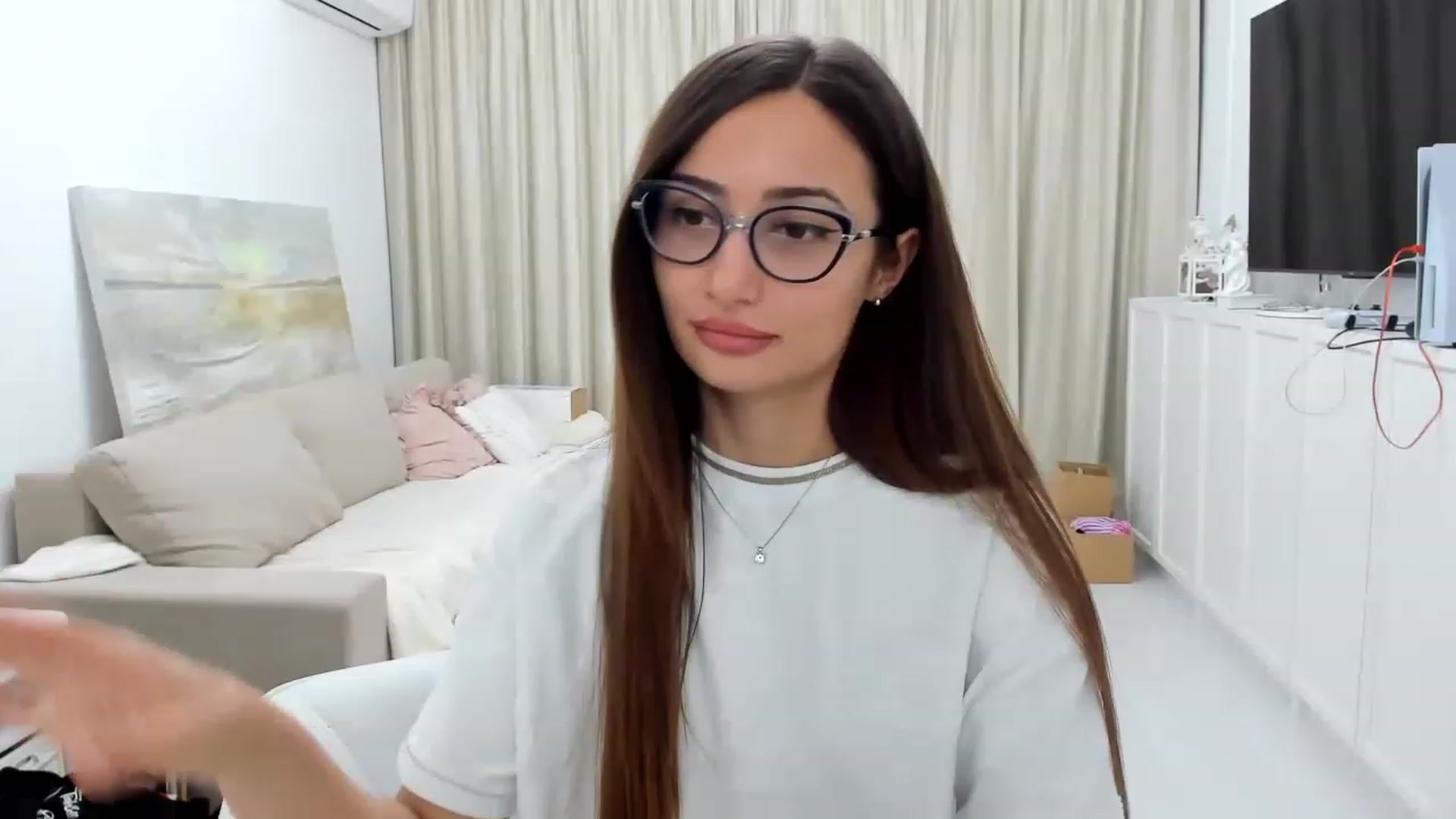 Gallery image thumbnail from Wennndyk's myfreecams stream on, 08/13/2023, 22:56 image 6 of 20