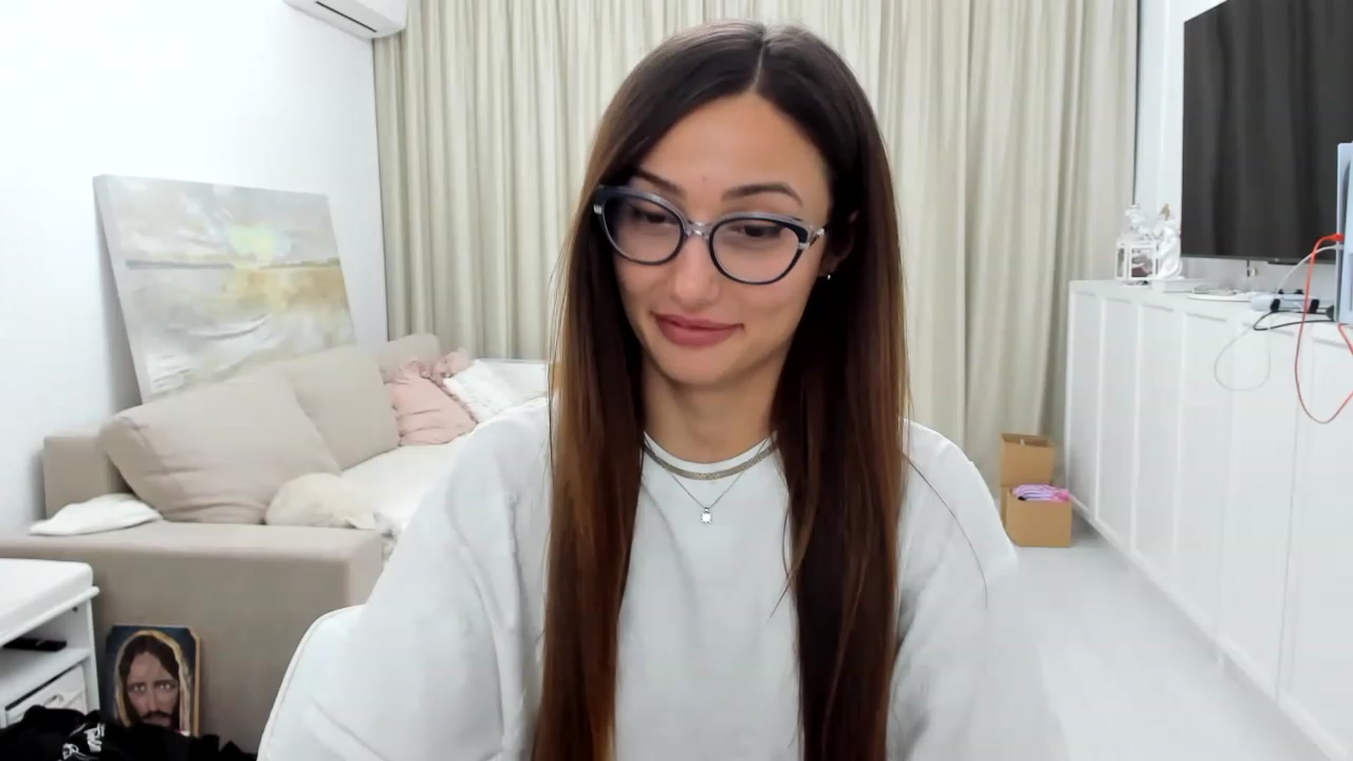 Gallery image thumbnail from Wennndyk's myfreecams stream on, 08/13/2023, 23:08 image 16 of 20
