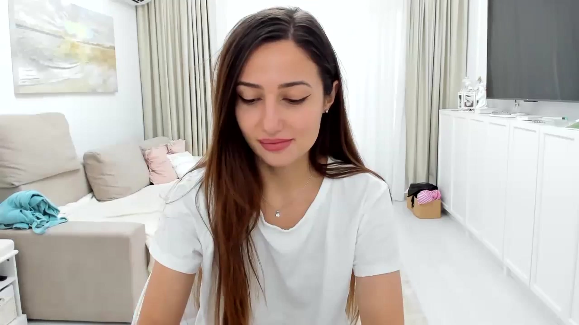 Gallery image thumbnail from Wennndyk's myfreecams stream on, 08/20/2023, 13:16 image 3 of 20
